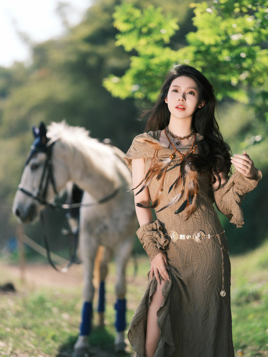 YiTuYu艺图语 Vol.8864 Bu Gen Sui (40P)