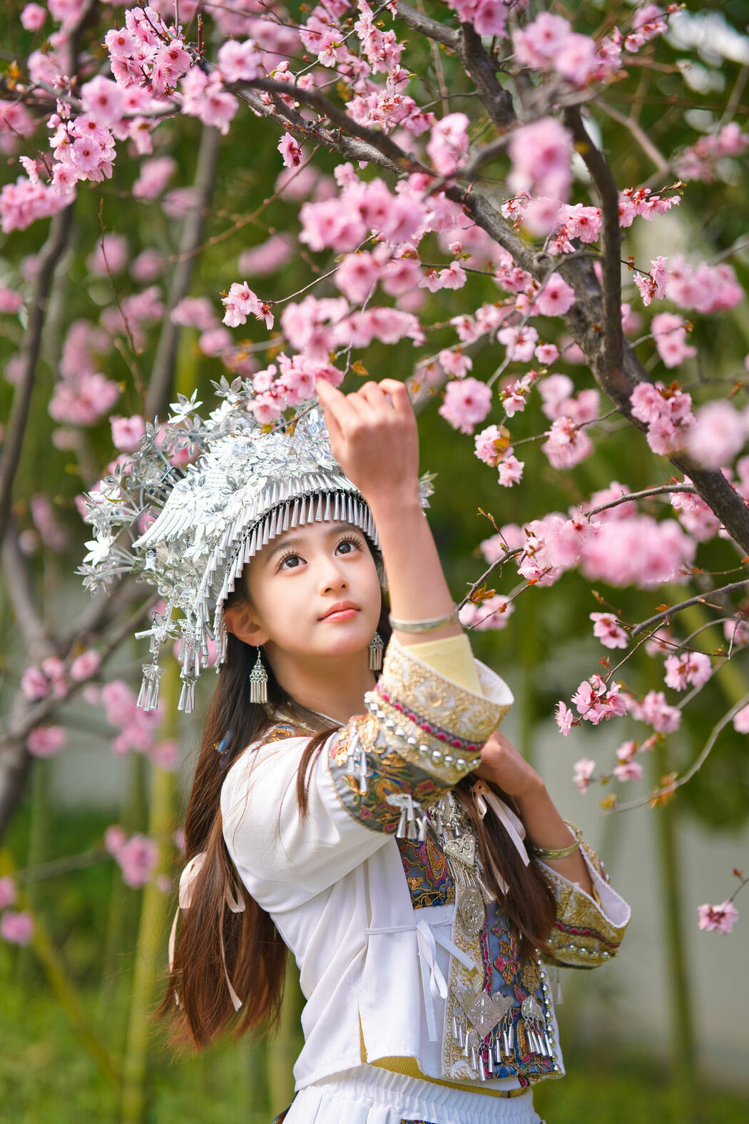 YiTuYu艺图语 Vol.8863 Xiao Yi (61P)