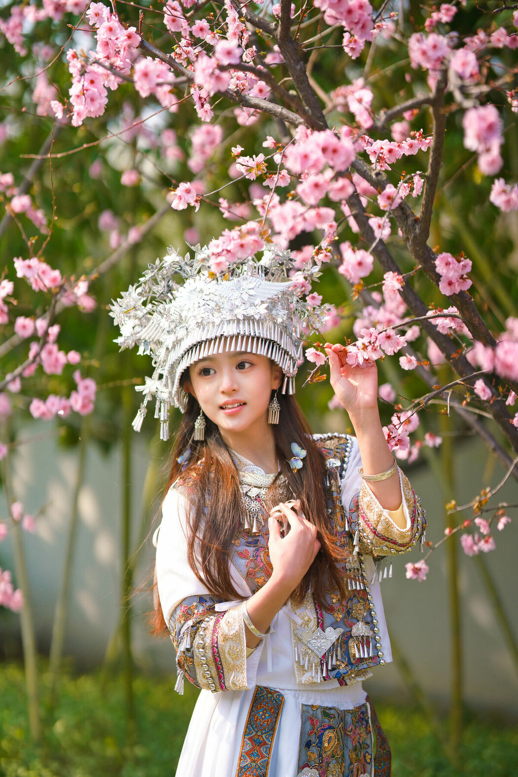 YiTuYu艺图语 Vol.8863 Xiao Yi (61P)