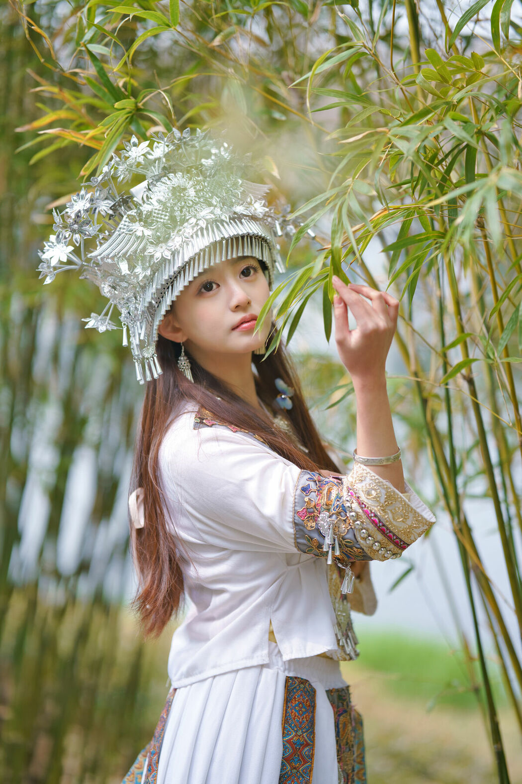 YiTuYu艺图语 Vol.8863 Xiao Yi (61P)