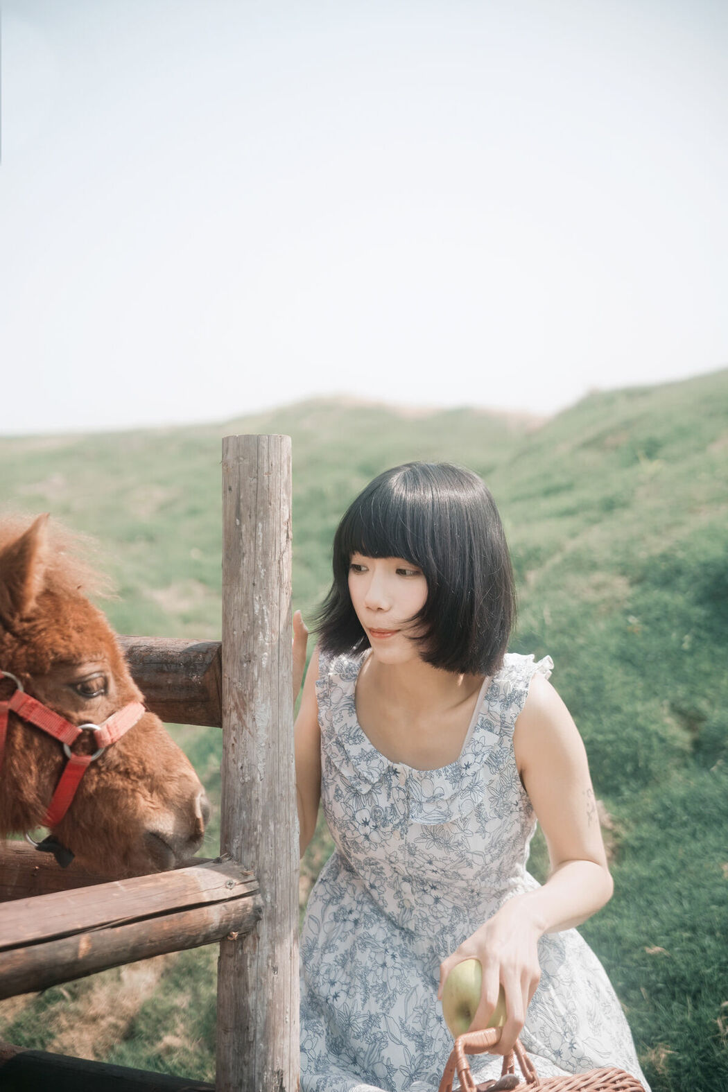 YiTuYu艺图语 Vol.8862 Te Te (51P)