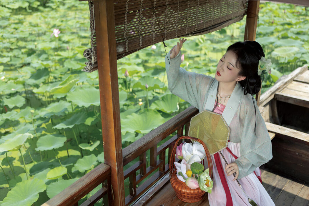 YiTuYu艺图语 Vol.8865 Ying Ying (34P)