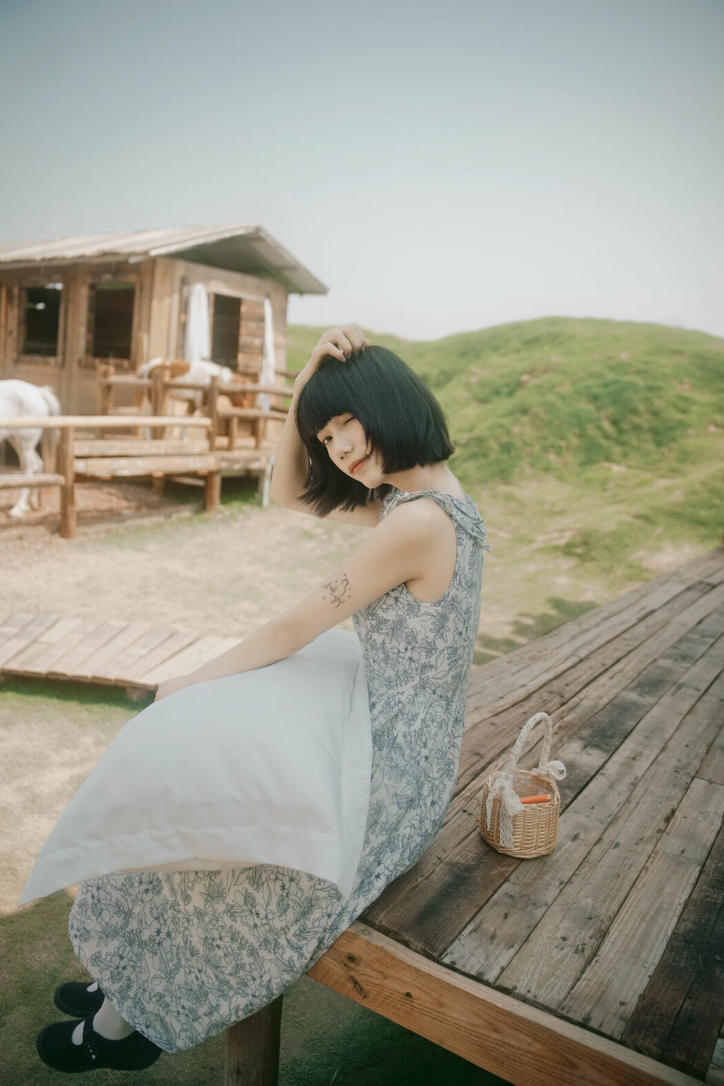 YiTuYu艺图语 Vol.8862 Te Te (51P)