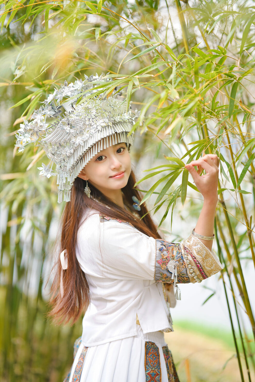 YiTuYu艺图语 Vol.8863 Xiao Yi (61P)