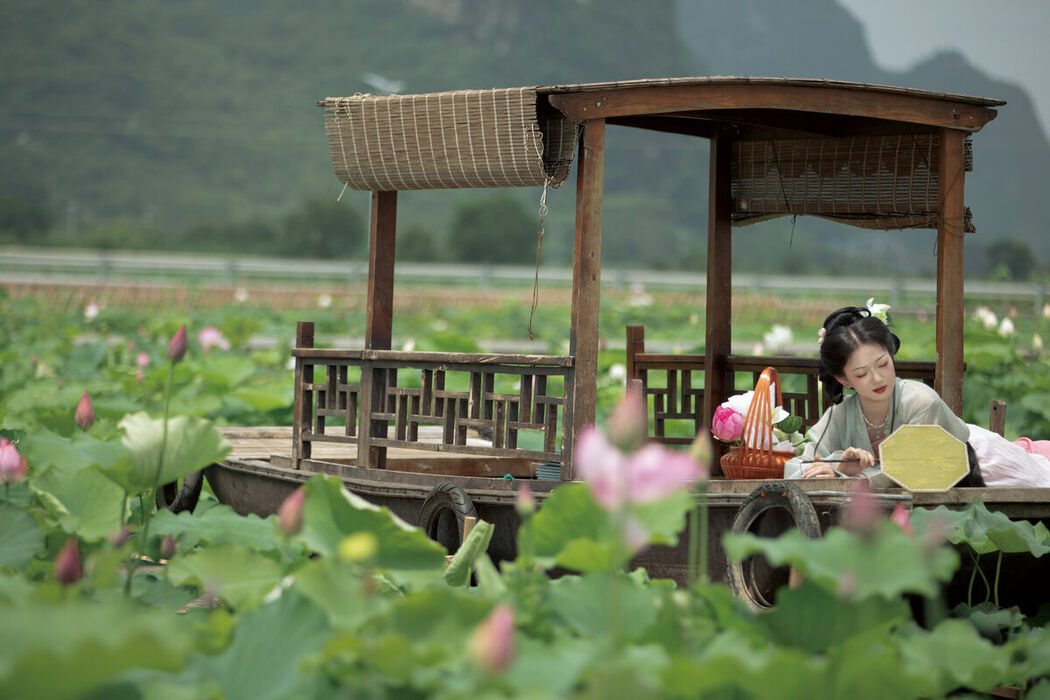 YiTuYu艺图语 Vol.8865 Ying Ying (34P)