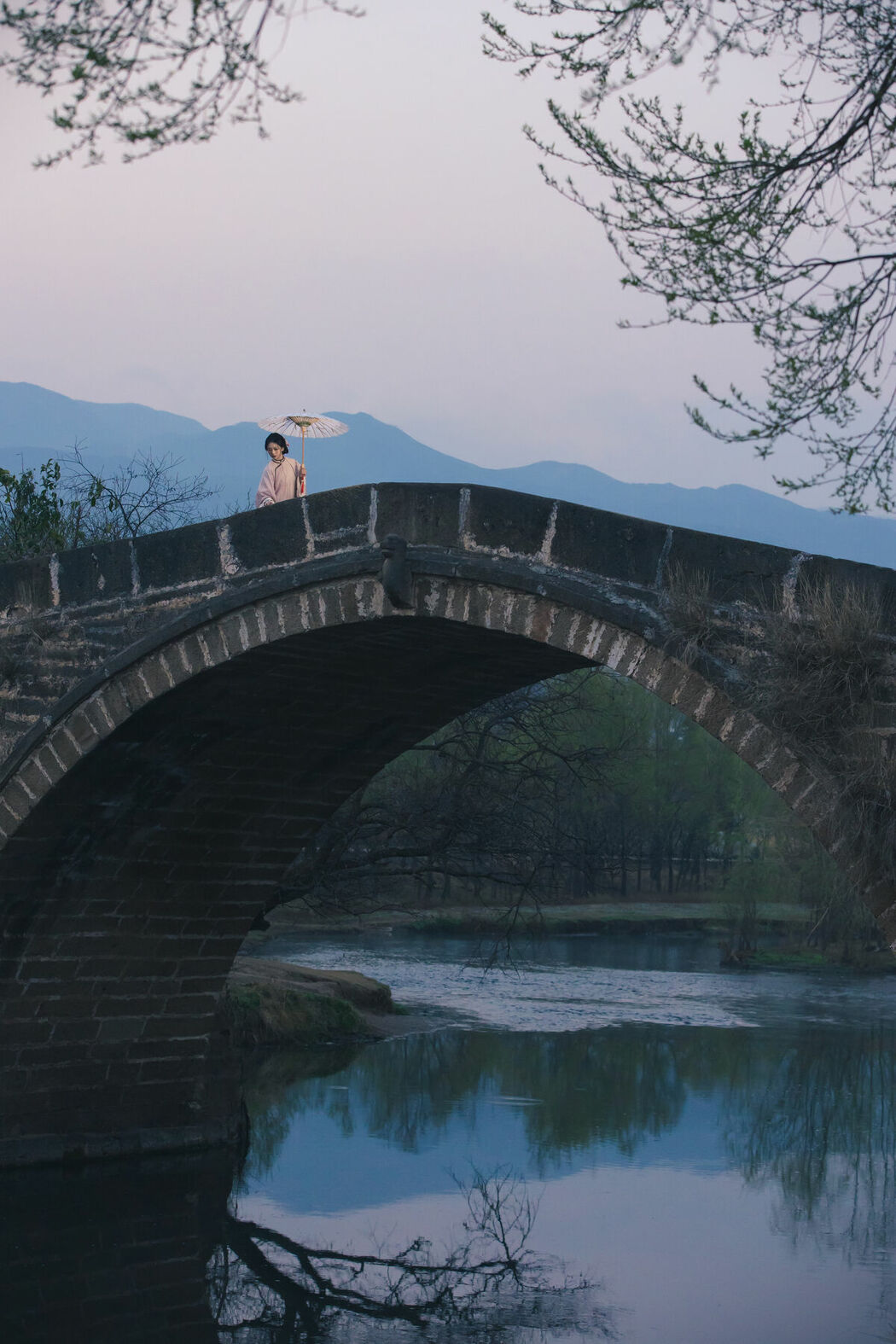 YiTuYu艺图语 Vol.8869 Yi Ming (43P)