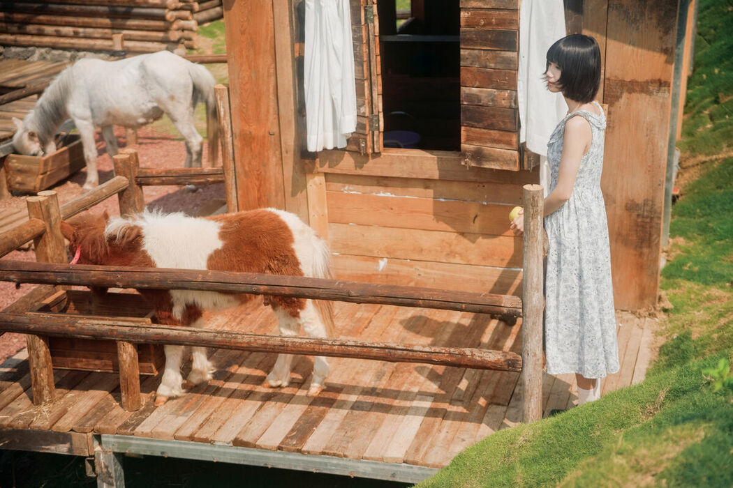 YiTuYu艺图语 Vol.8862 Te Te (51P)