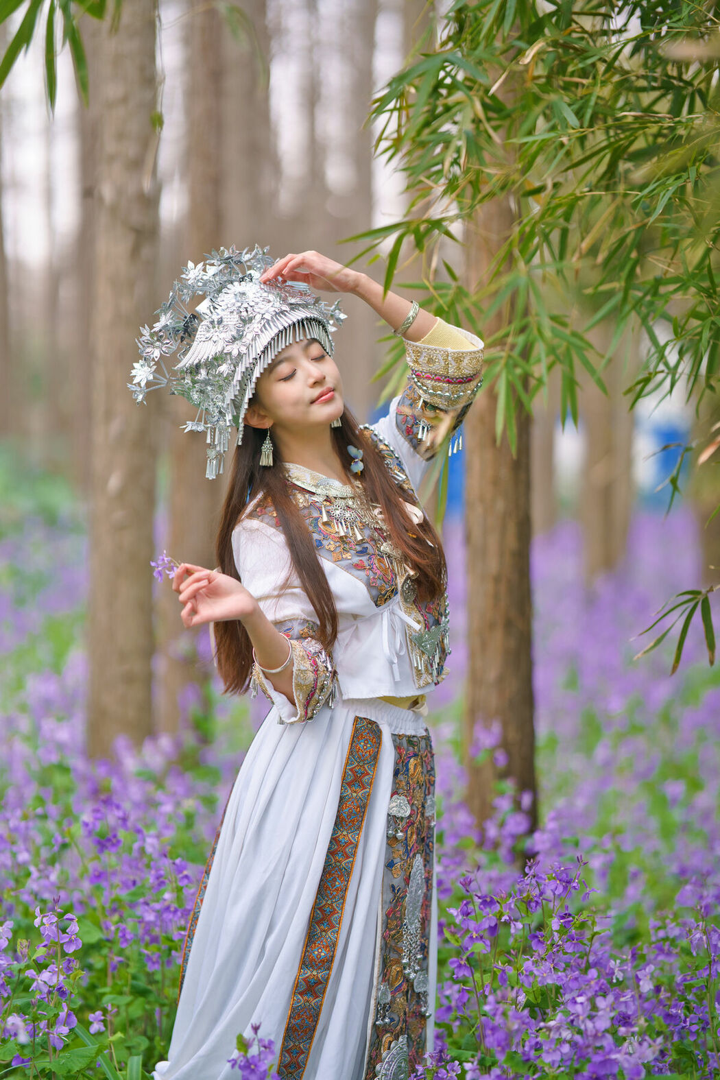 YiTuYu艺图语 Vol.8863 Xiao Yi (61P)