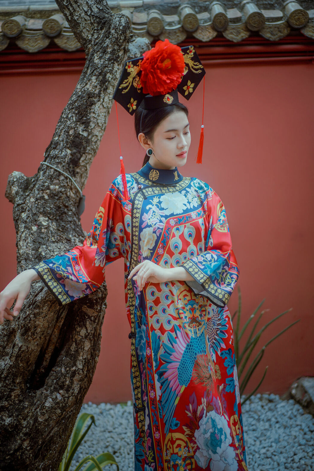 YiTuYu艺图语 Vol.8871 Man Li (47P)