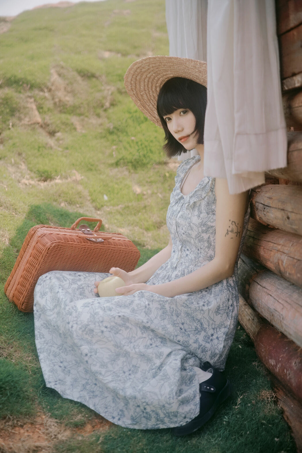 YiTuYu艺图语 Vol.8862 Te Te (51P)