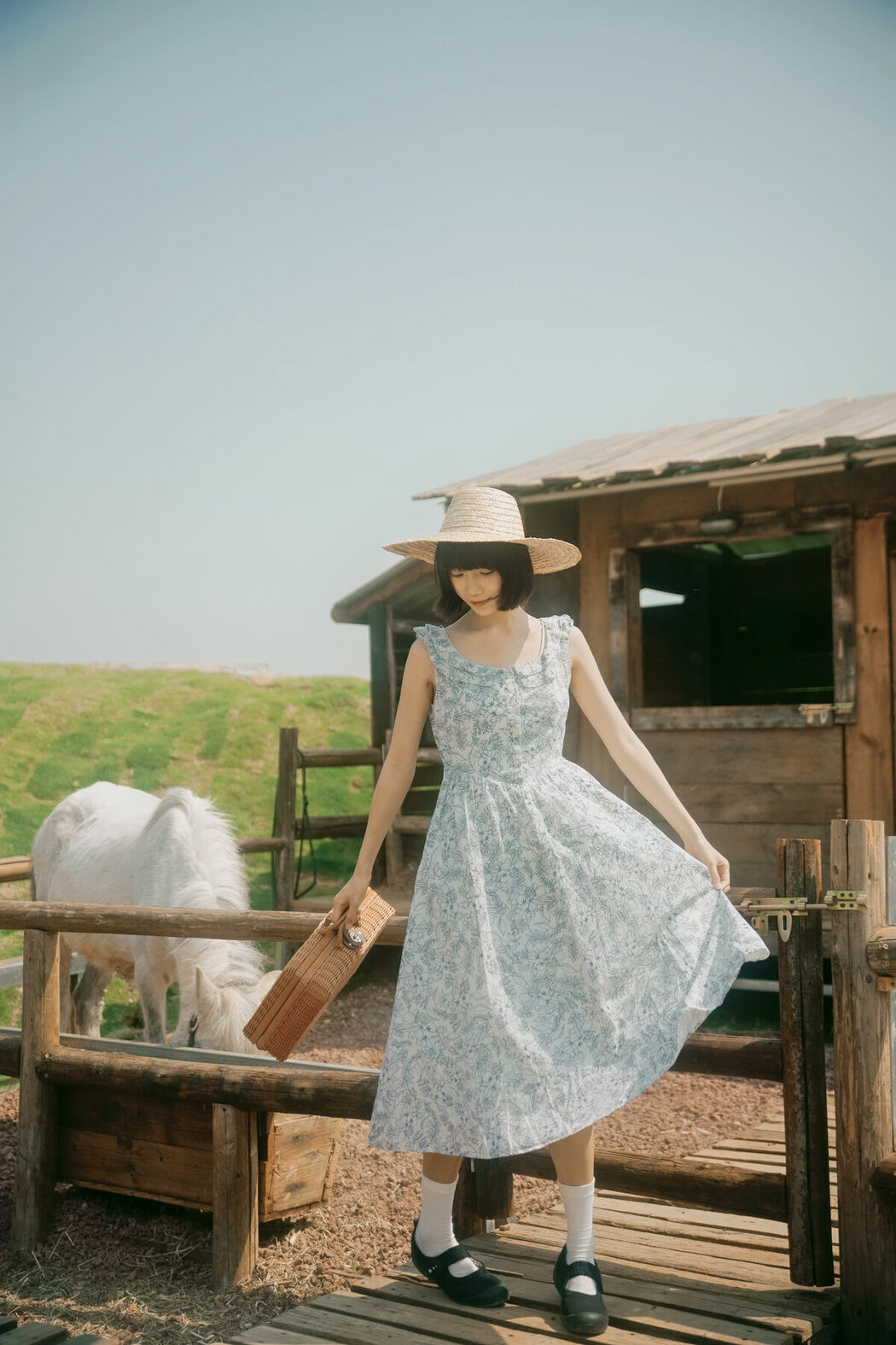 YiTuYu艺图语 Vol.8862 Te Te (51P)