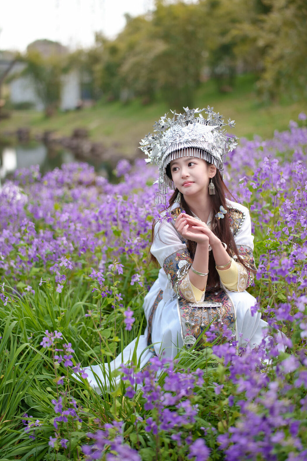 YiTuYu艺图语 Vol.8863 Xiao Yi (61P)