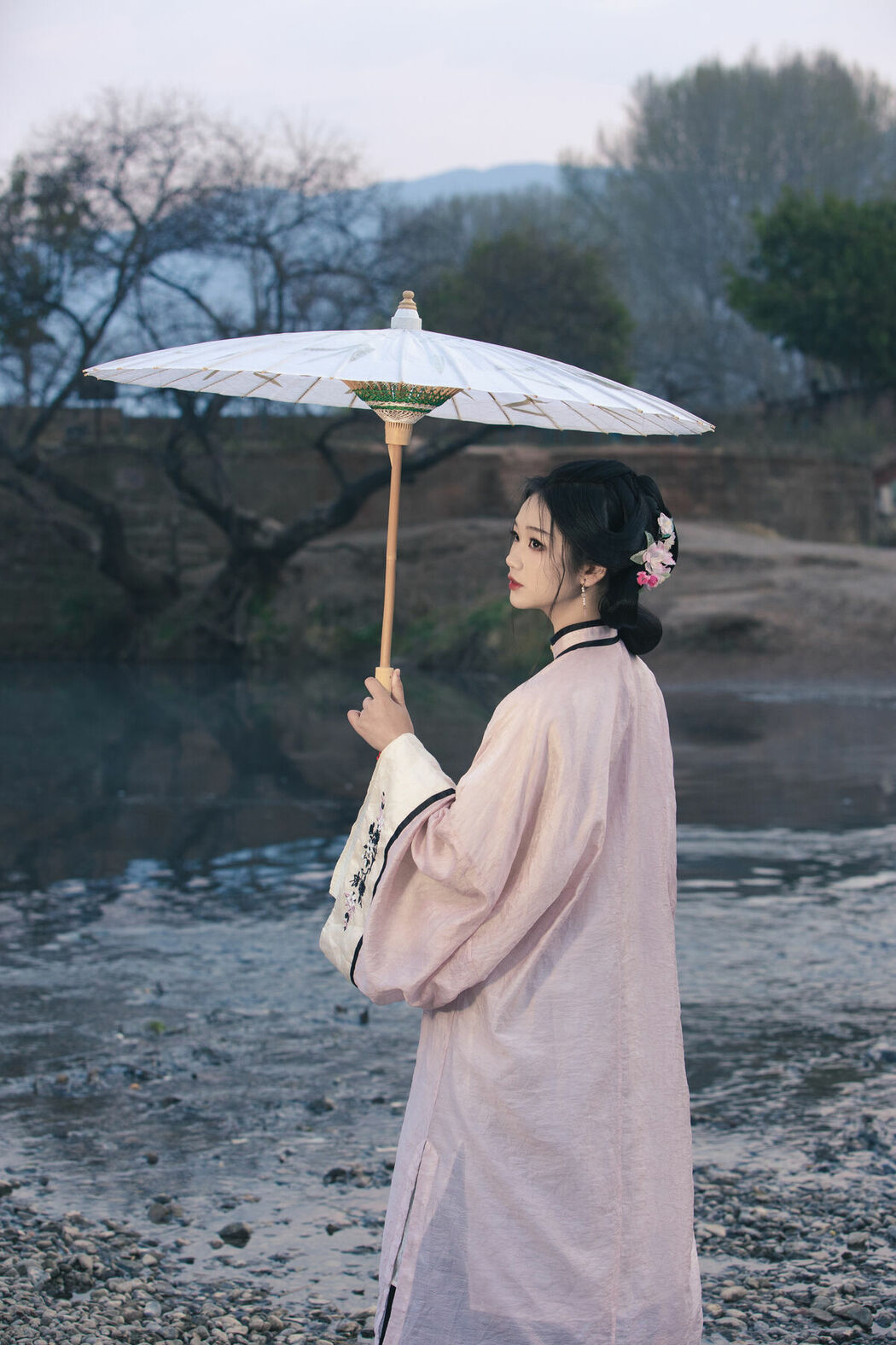 YiTuYu艺图语 Vol.8869 Yi Ming (43P)