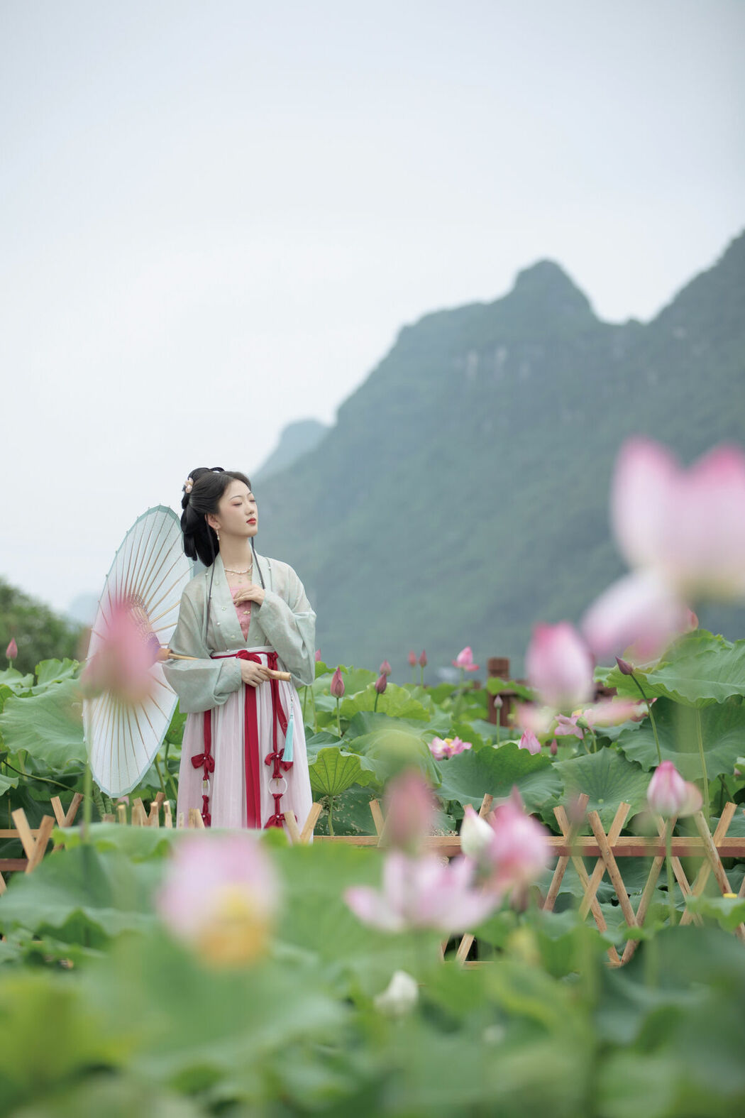 YiTuYu艺图语 Vol.8865 Ying Ying (34P)