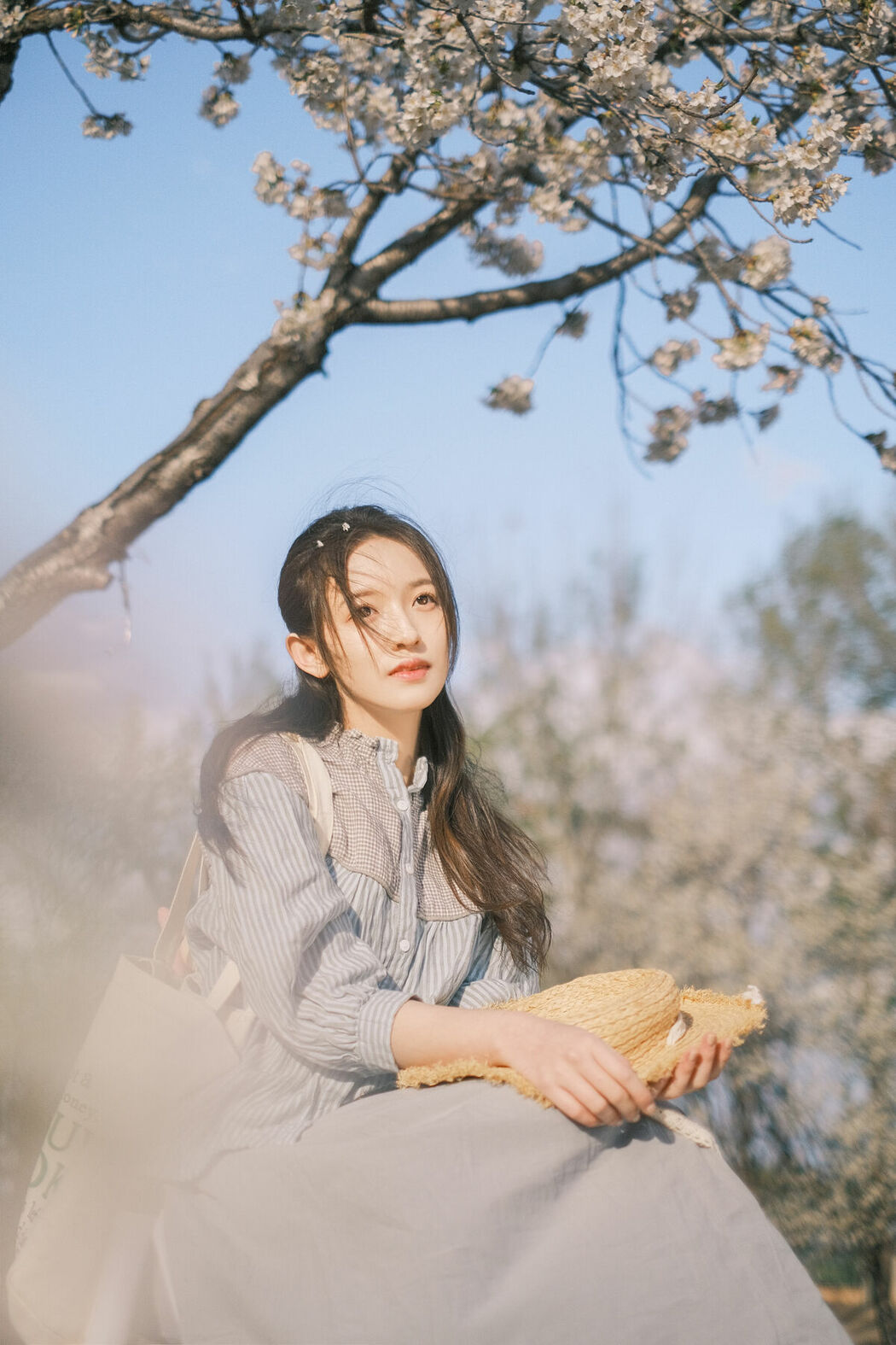 YiTuYu艺图语 Vol.8867 Tong (31P)