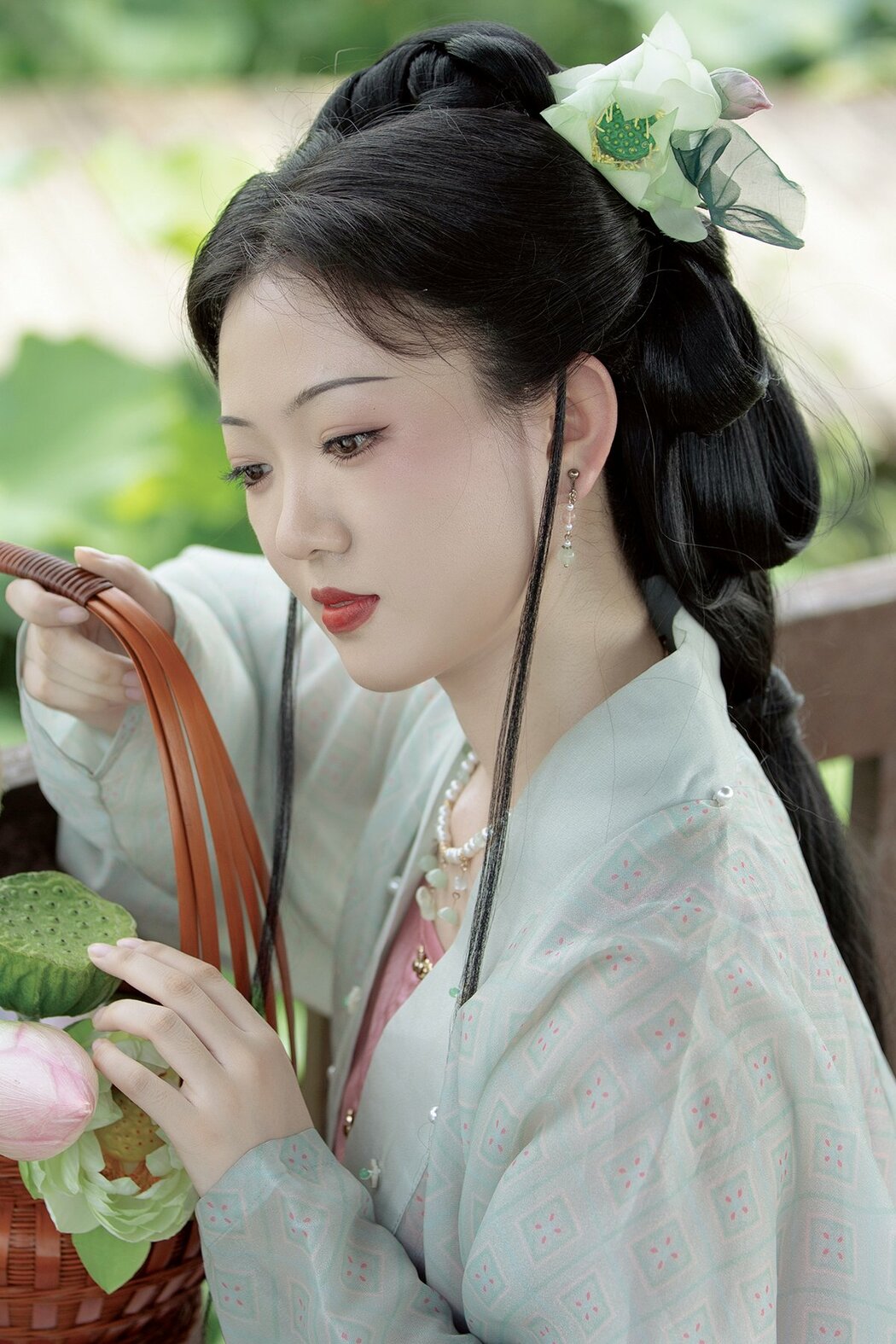 YiTuYu艺图语 Vol.8865 Ying Ying (34P) Cover Photo