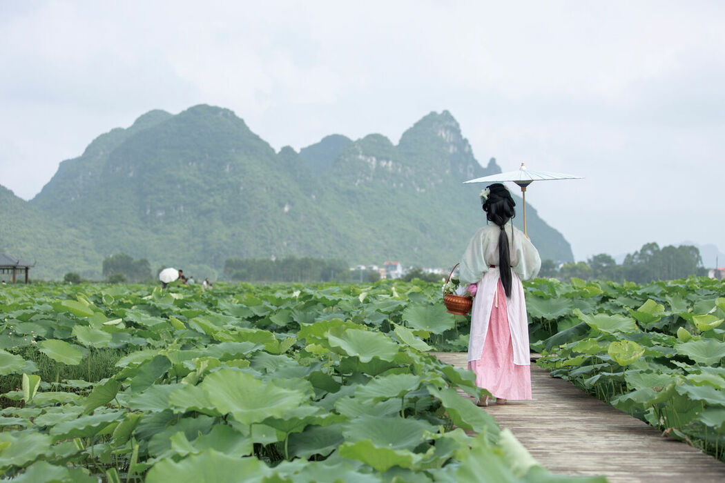 YiTuYu艺图语 Vol.8865 Ying Ying (34P)