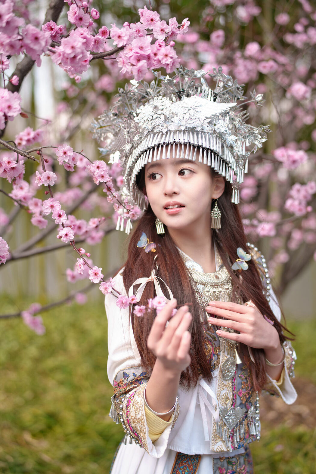 YiTuYu艺图语 Vol.8863 Xiao Yi (61P)