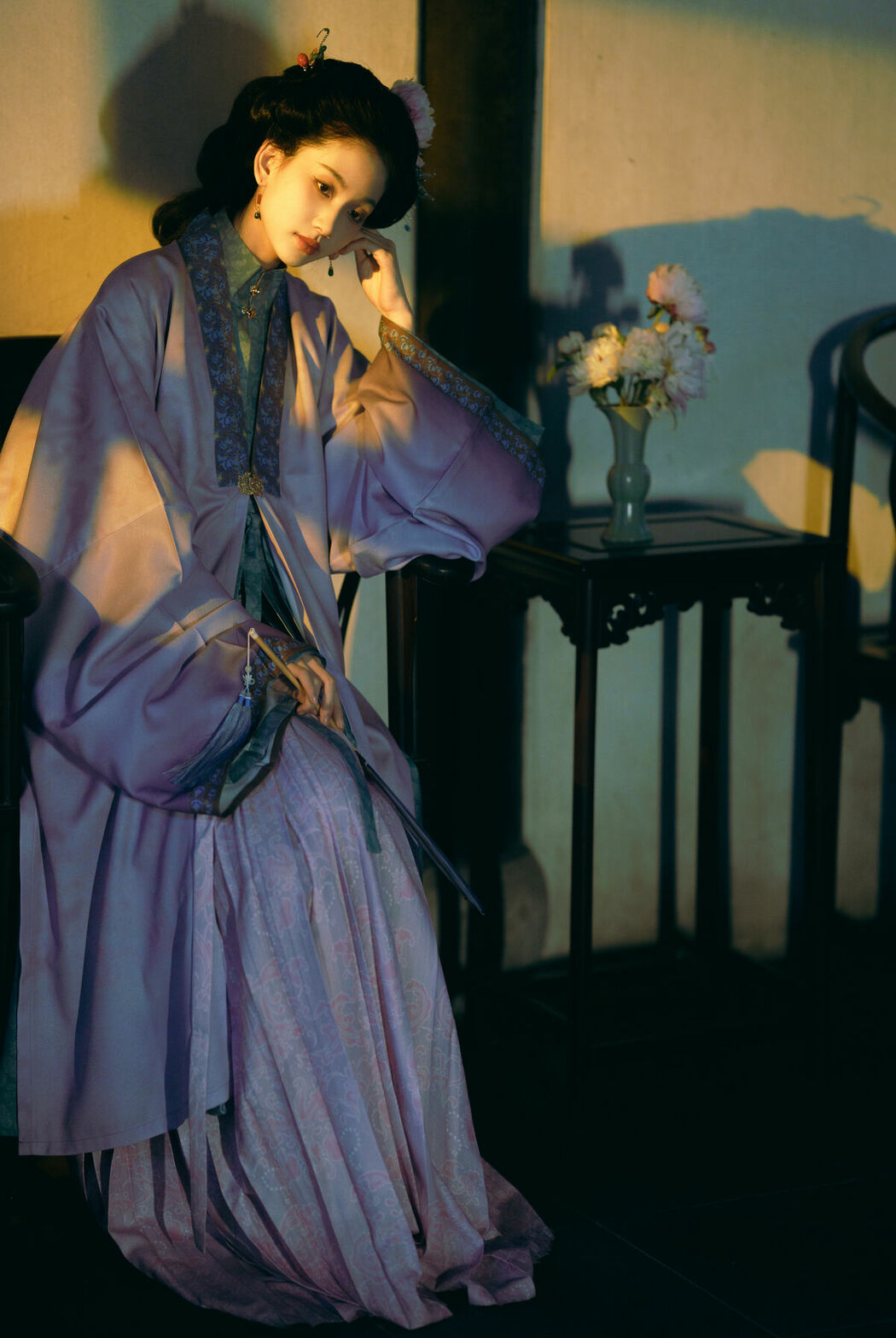 YiTuYu艺图语 Vol.8877 Er Yi Zhi (21P)