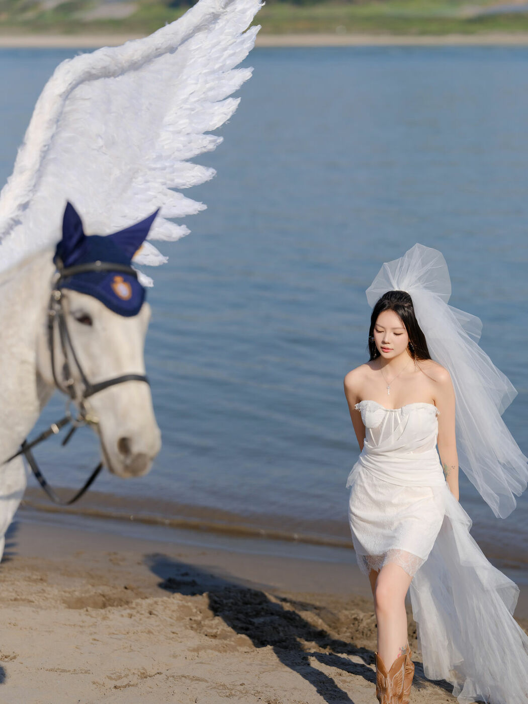 YiTuYu艺图语 Vol.8882 z (17P)