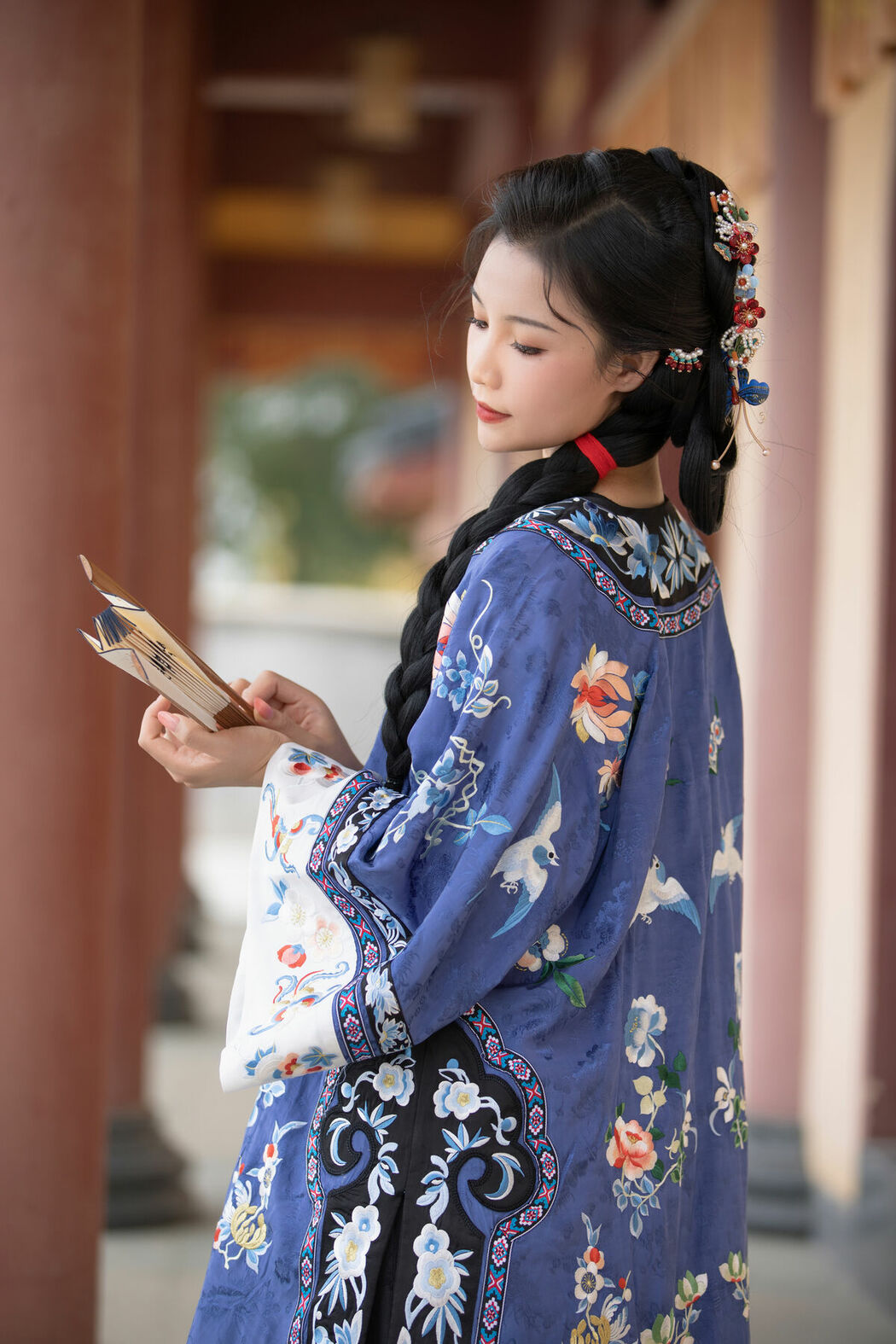 YiTuYu艺图语 Vol.8883 Xin Xin (38P)