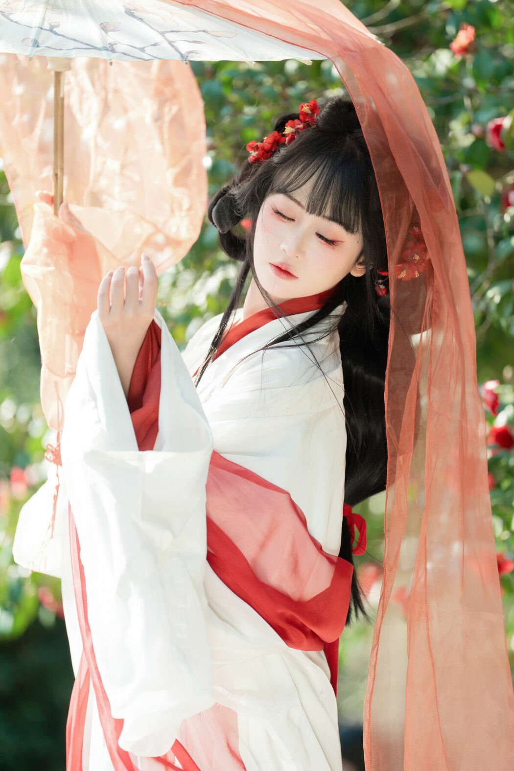 YiTuYu艺图语 Vol.8881 Jiao Yi Zhi Sui Sui (28P)