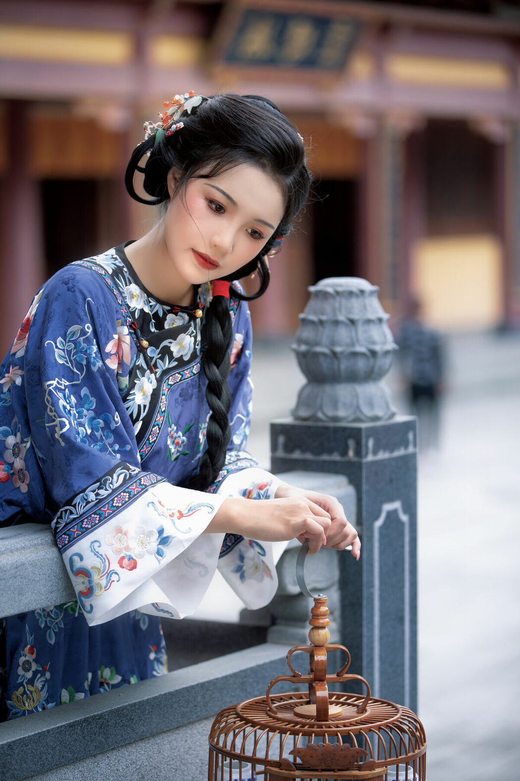 YiTuYu艺图语 Vol.8883 Xin Xin (38P)