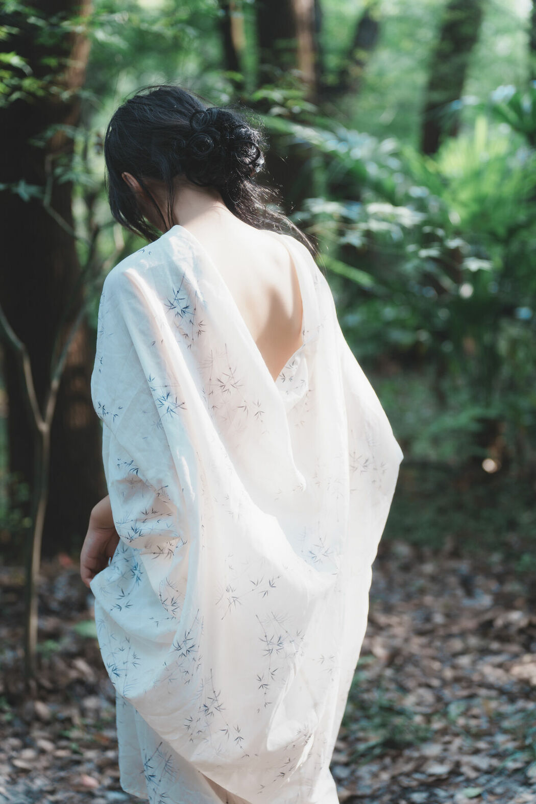 YiTuYu艺图语 Vol.8875 Disexi Si Ning (27P)