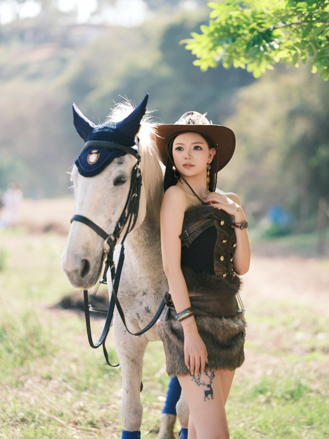 YiTuYu艺图语 Vol.8874 z (22P)