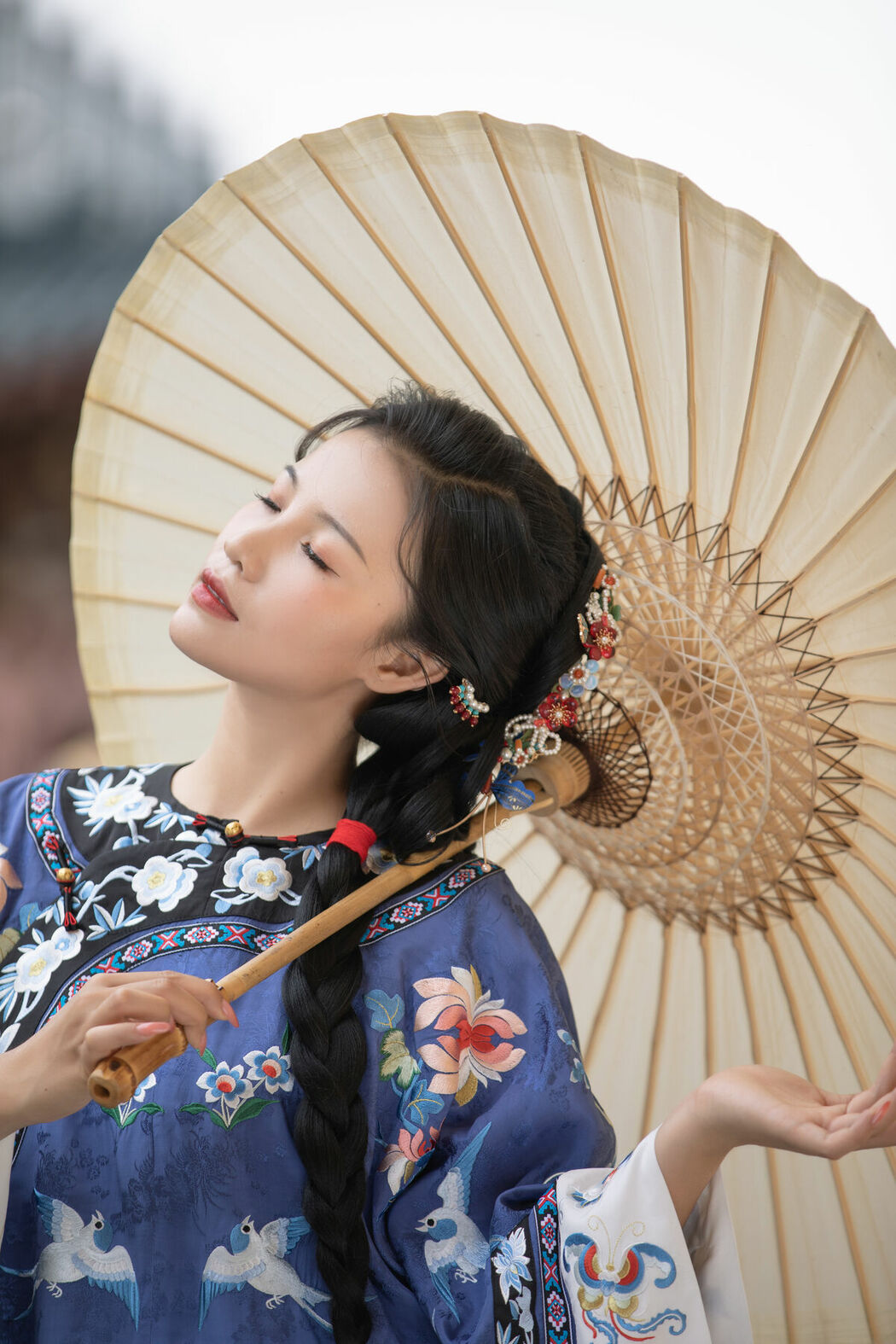 YiTuYu艺图语 Vol.8883 Xin Xin (38P)