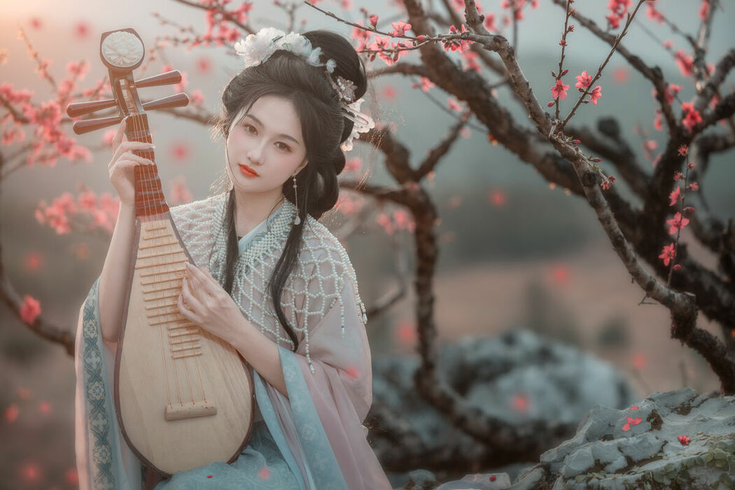 YiTuYu艺图语 Vol.8879 Da Wai Wai Ge (45P)