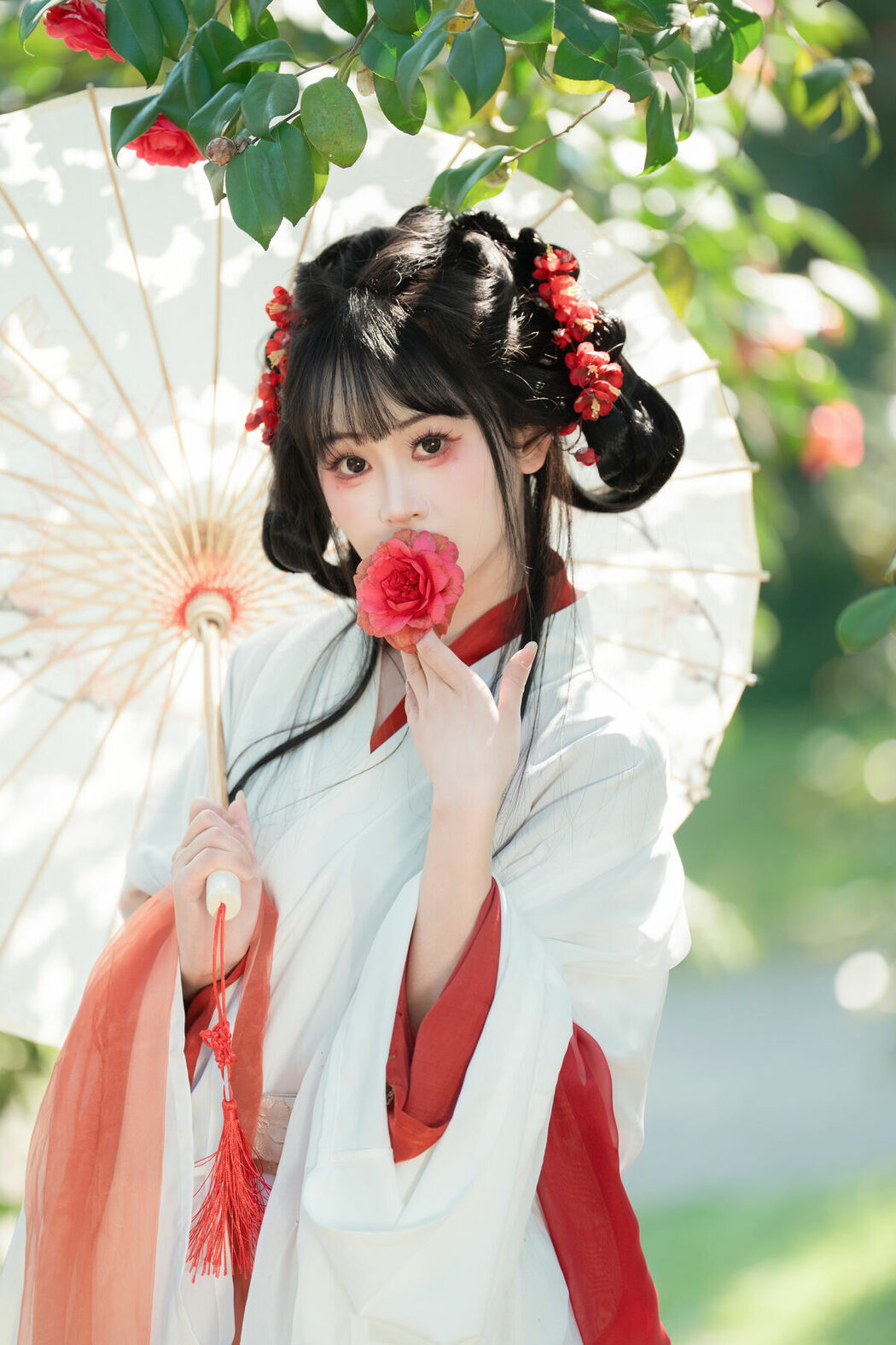 YiTuYu艺图语 Vol.8881 Jiao Yi Zhi Sui Sui (28P)