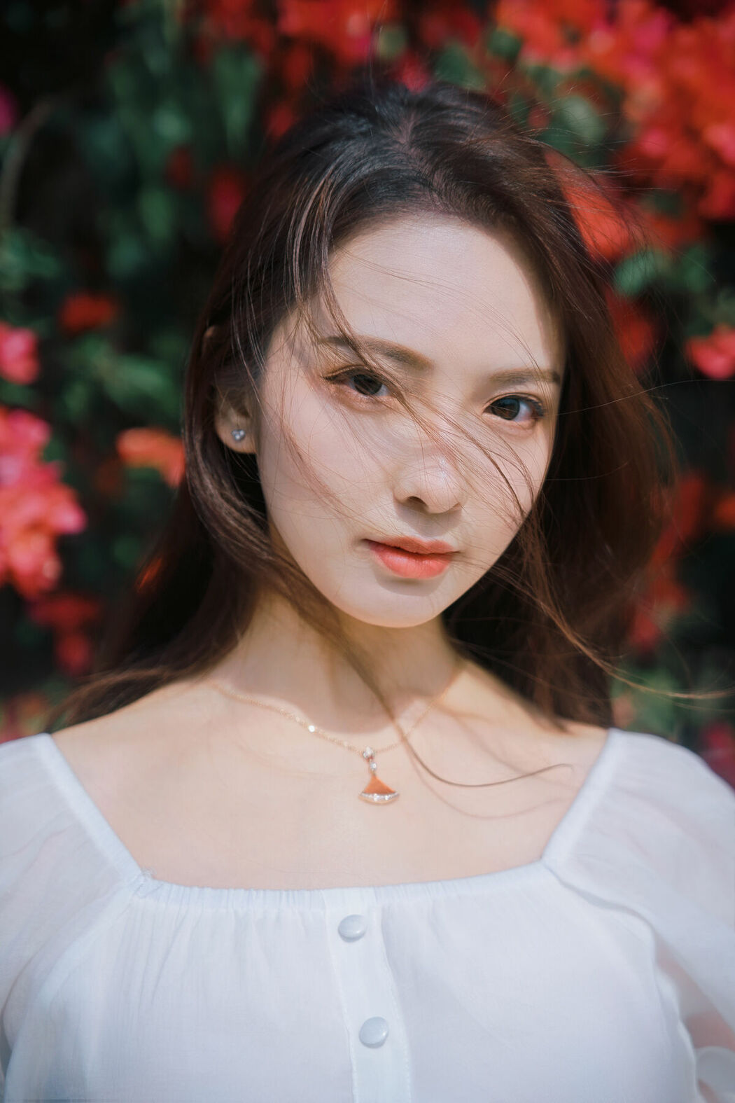 YiTuYu艺图语 Vol.8884 Ying Er YY (47P)