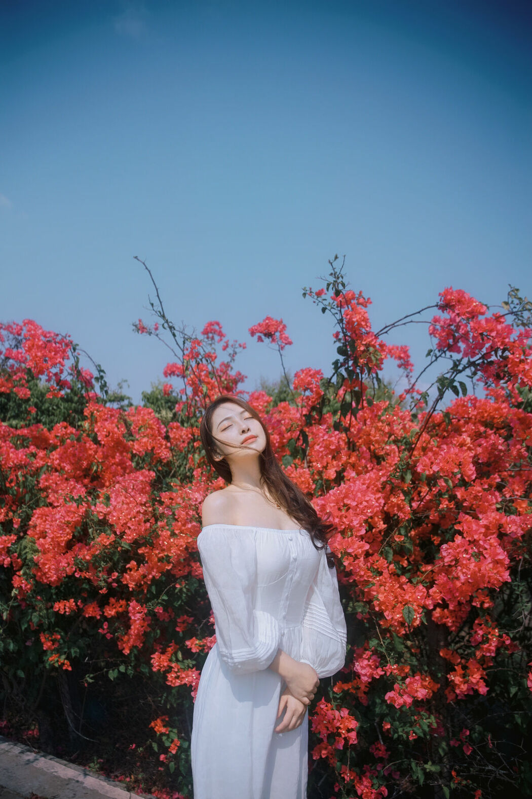 YiTuYu艺图语 Vol.8884 Ying Er YY (47P)