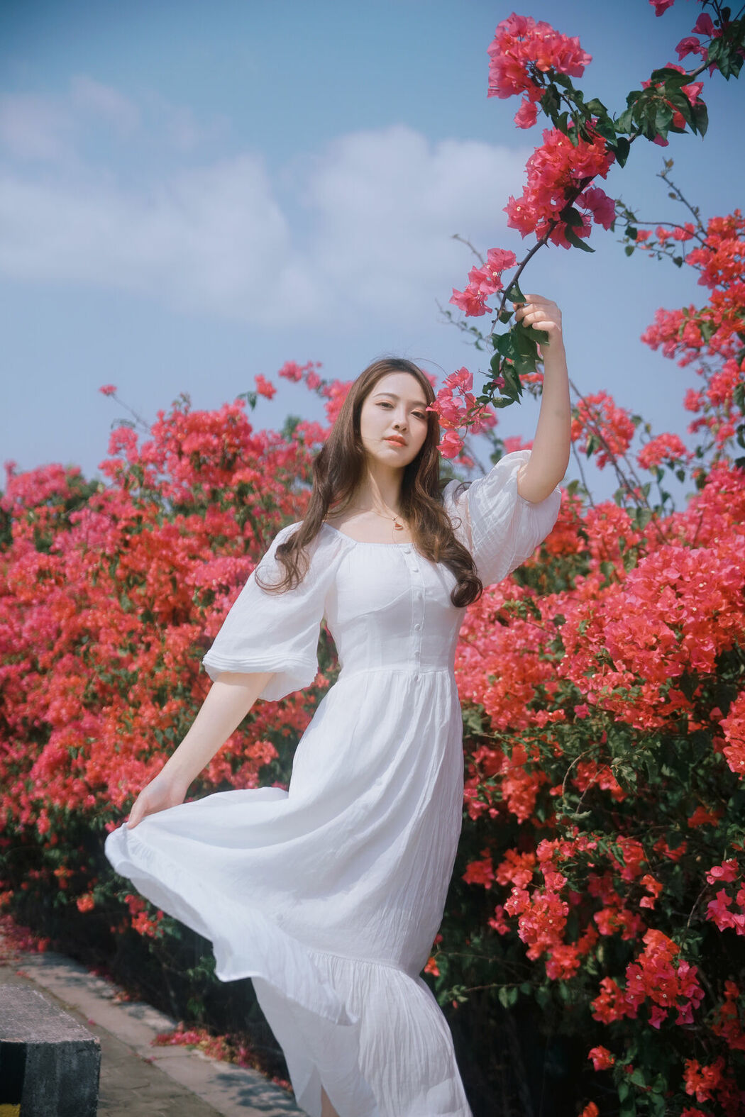 YiTuYu艺图语 Vol.8884 Ying Er YY (47P)