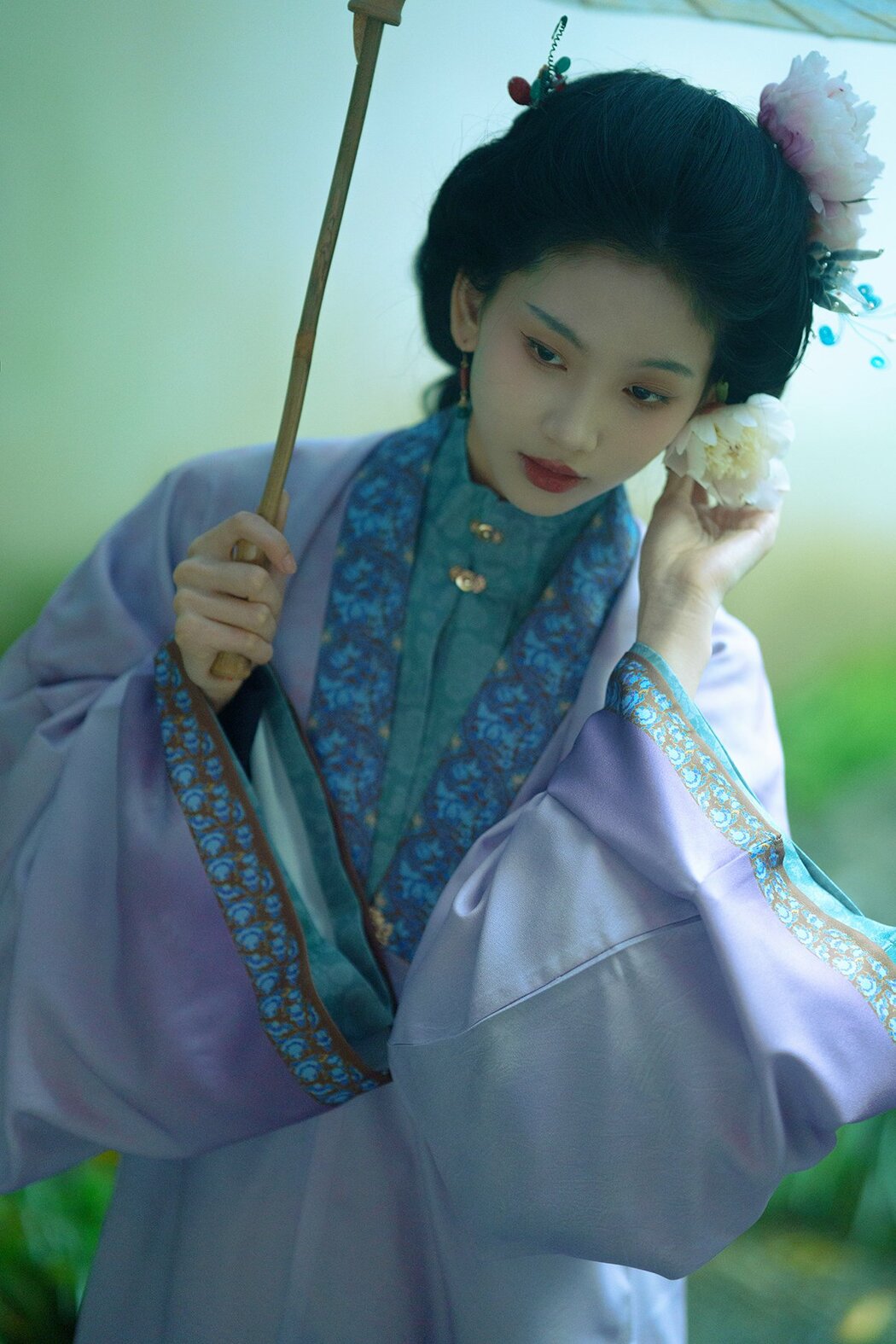 YiTuYu艺图语 Vol.8877 Er Yi Zhi (21P) Cover Photo