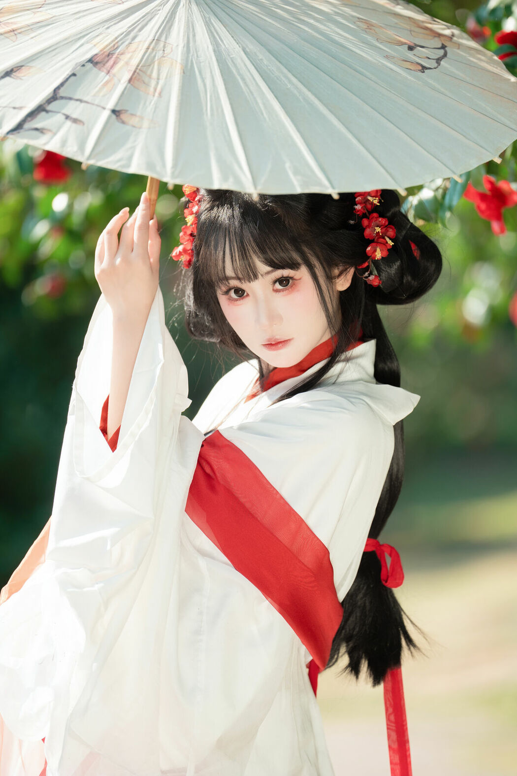 YiTuYu艺图语 Vol.8881 Jiao Yi Zhi Sui Sui (28P)