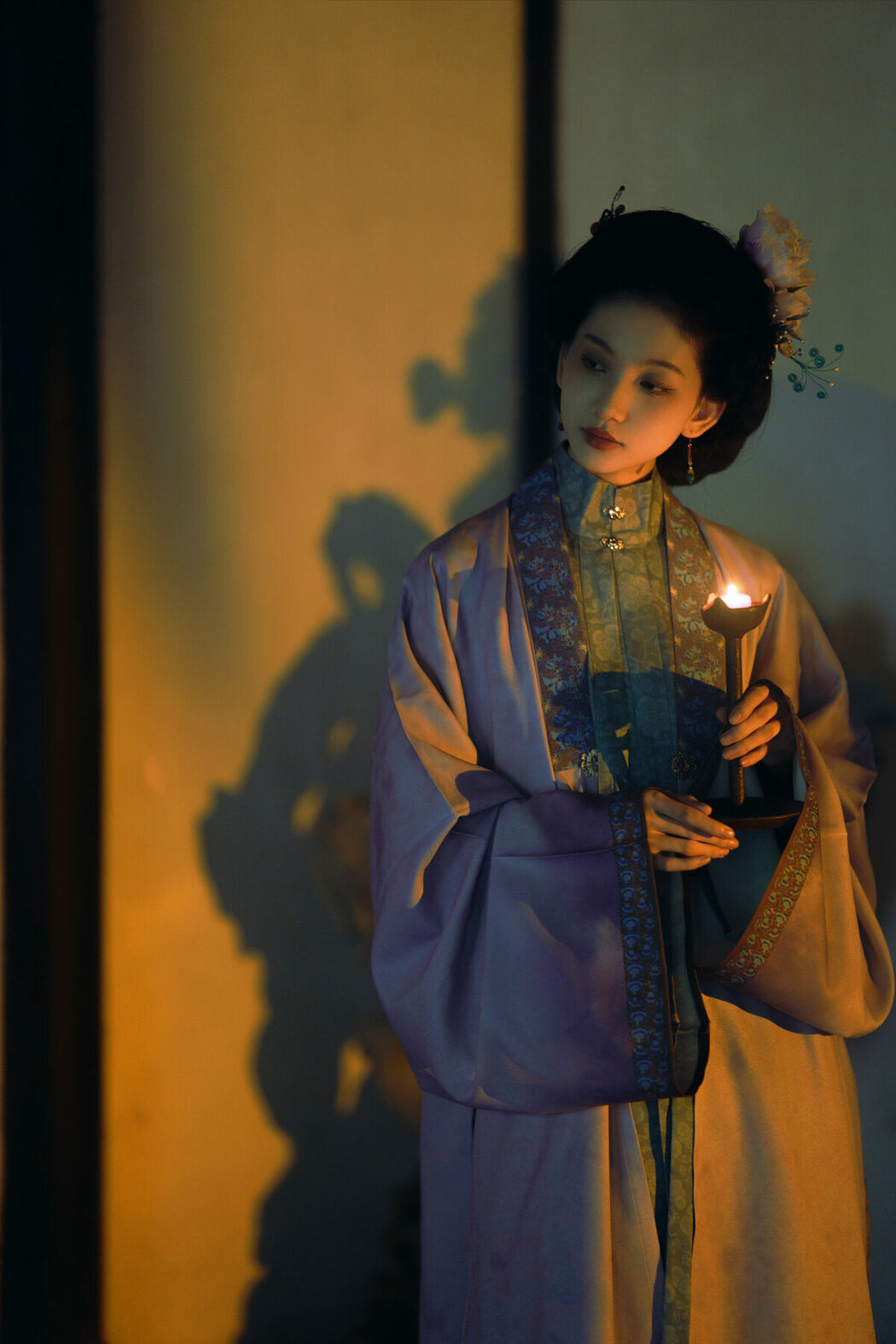 YiTuYu艺图语 Vol.8877 Er Yi Zhi (21P)