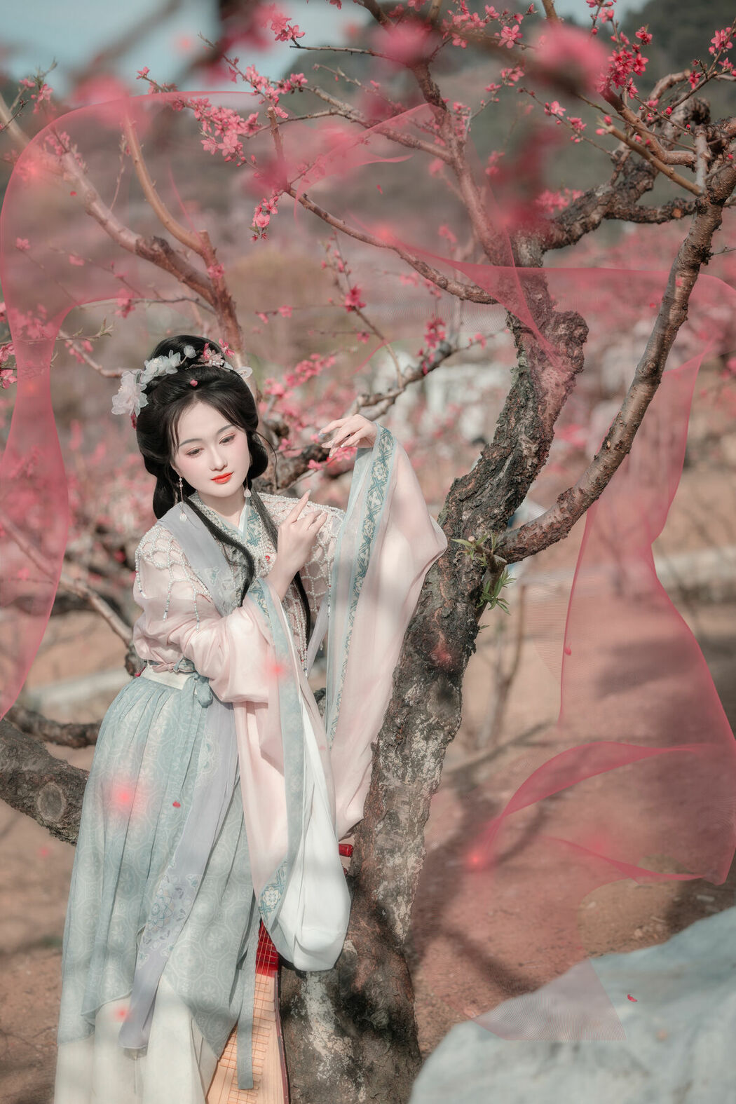 YiTuYu艺图语 Vol.8879 Da Wai Wai Ge (45P)