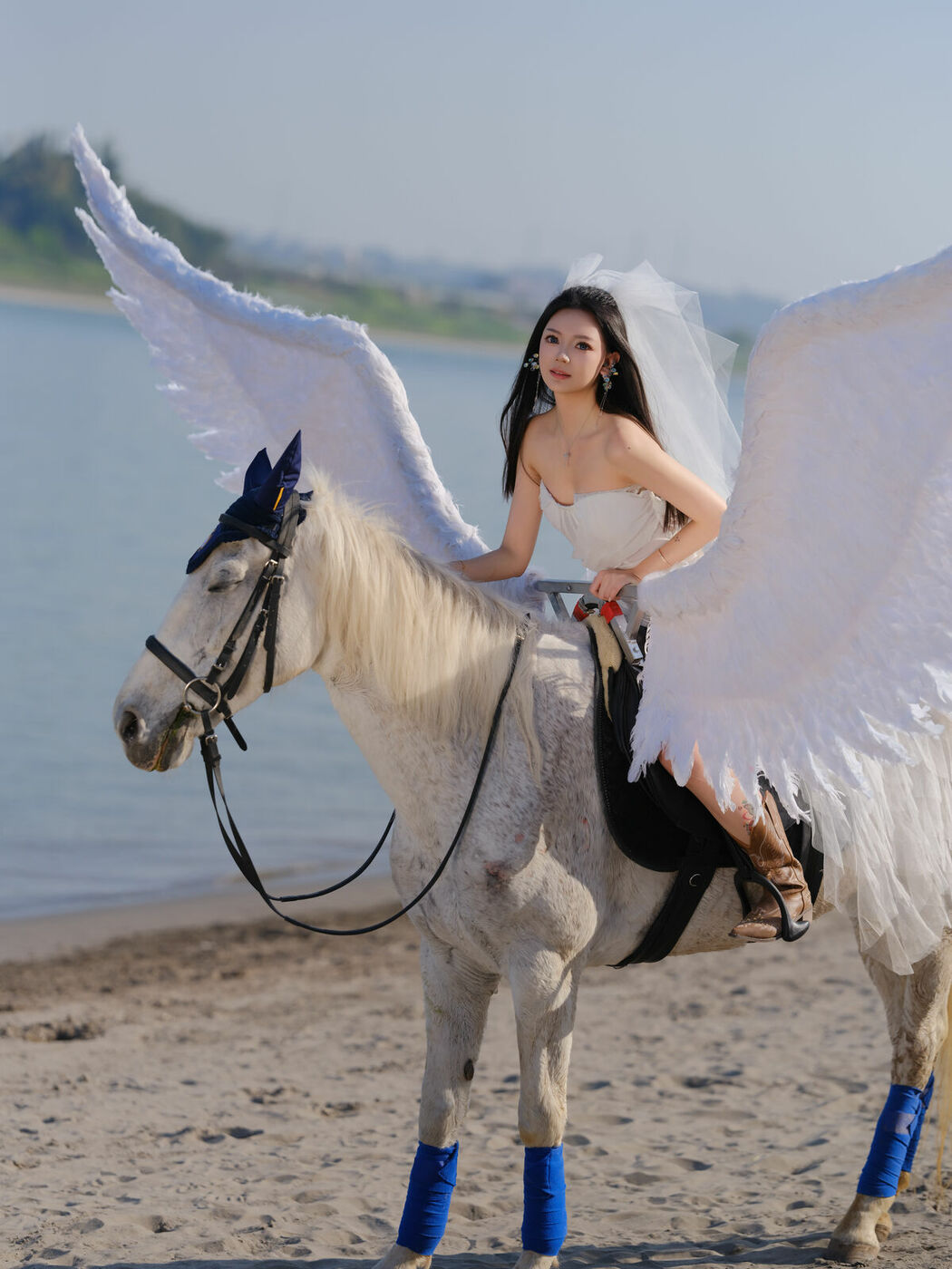 YiTuYu艺图语 Vol.8882 z (17P)