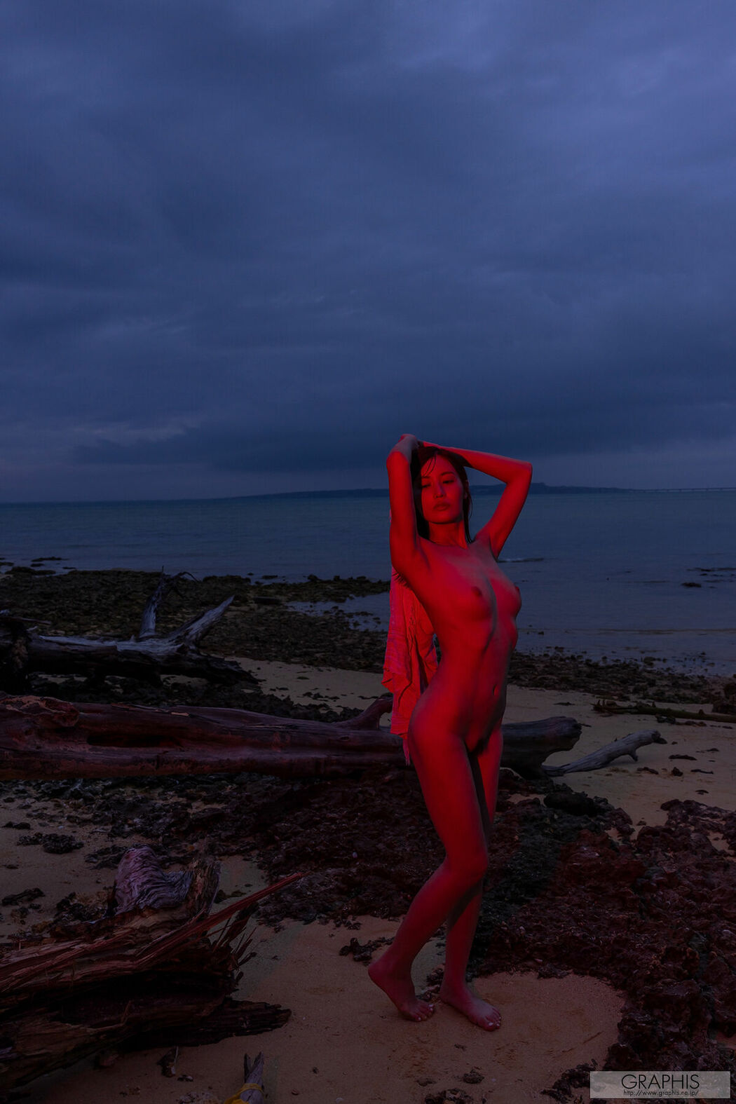 JP Riho Fujimori 藤森里穂 – Graphis Gals Looks Hot on You Vol.3-4-5 (61P)