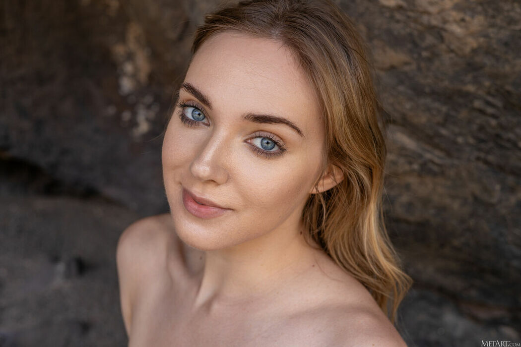 MetArt Oxana Chic – Beach Life Part02 (61P)