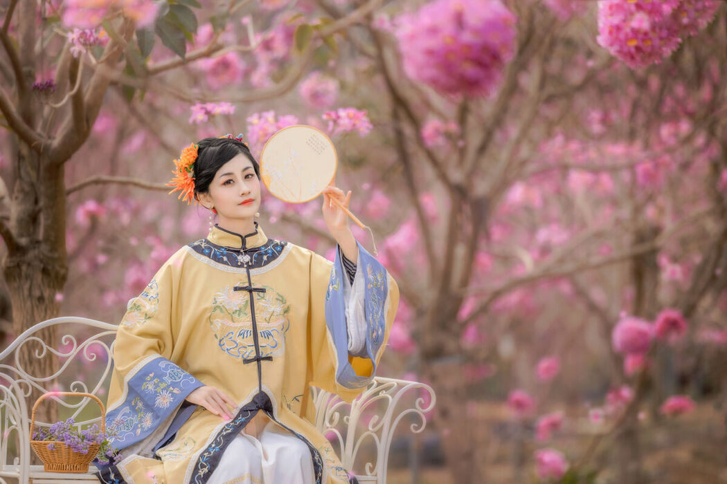 YiTuYu艺图语 Vol.8888 Tang Tang (16P)