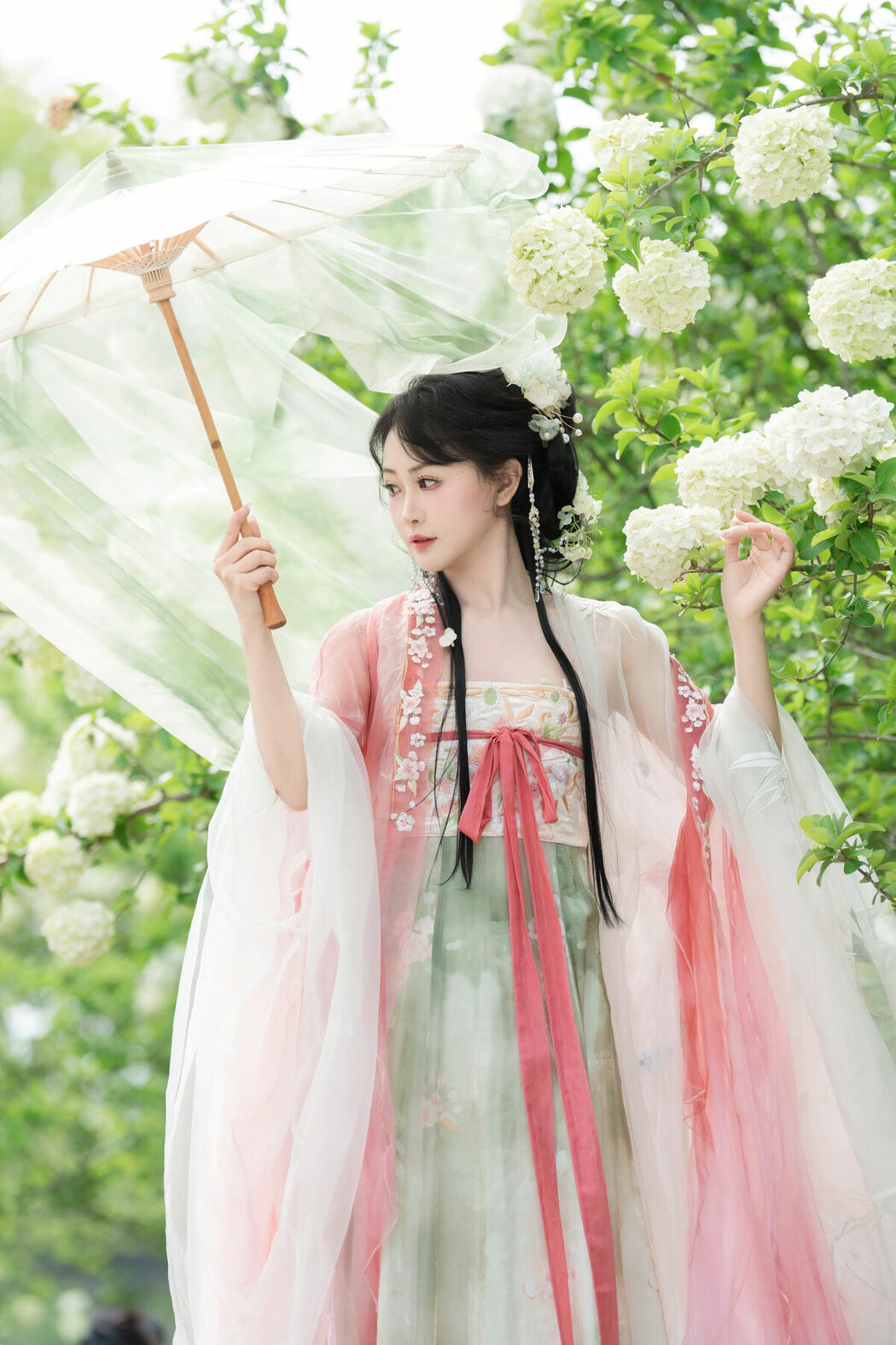 YiTuYu艺图语 Vol.8889 Jiao Yi Zhi Sui Sui (34P)