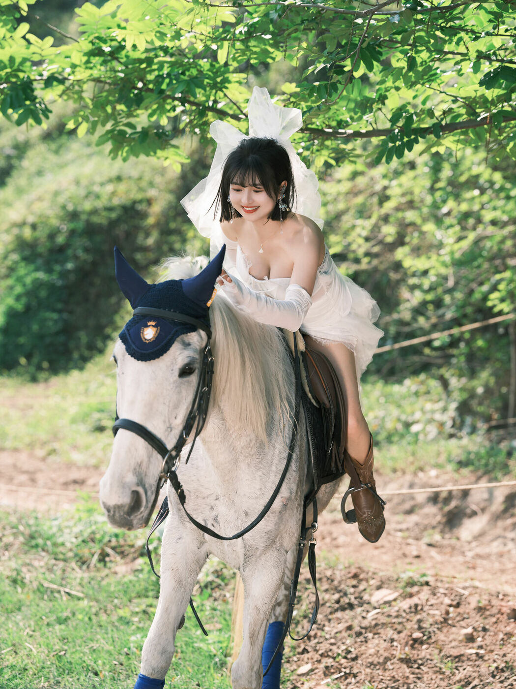 YiTuYu艺图语 Vol.8892 Xiao Wan Zi (28P)