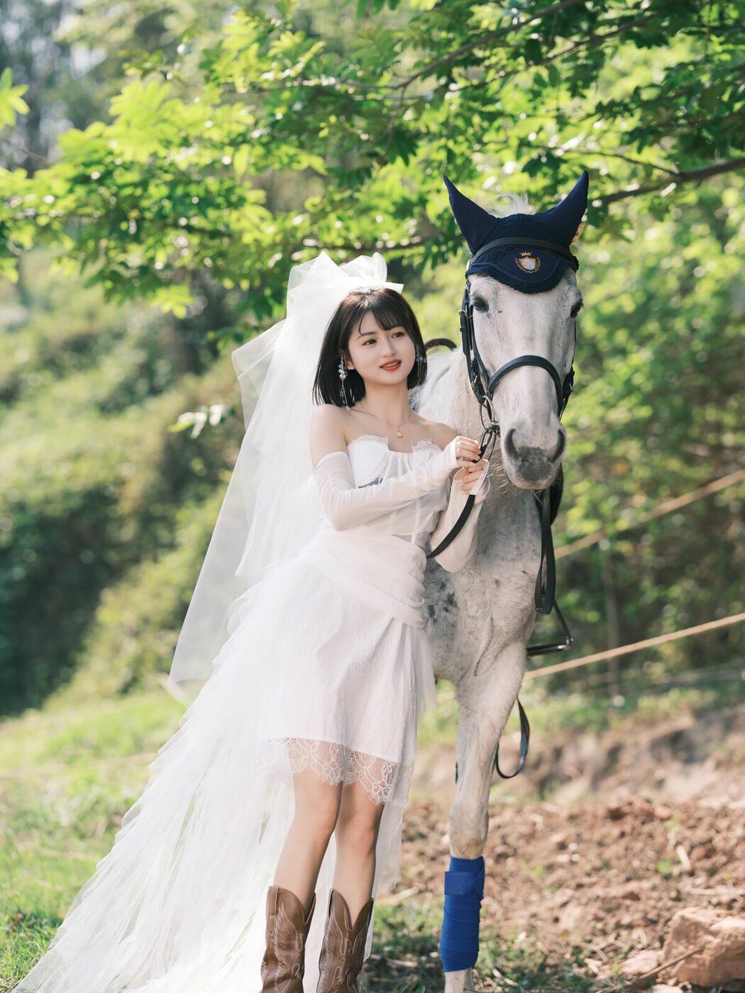 YiTuYu艺图语 Vol.8892 Xiao Wan Zi (28P)