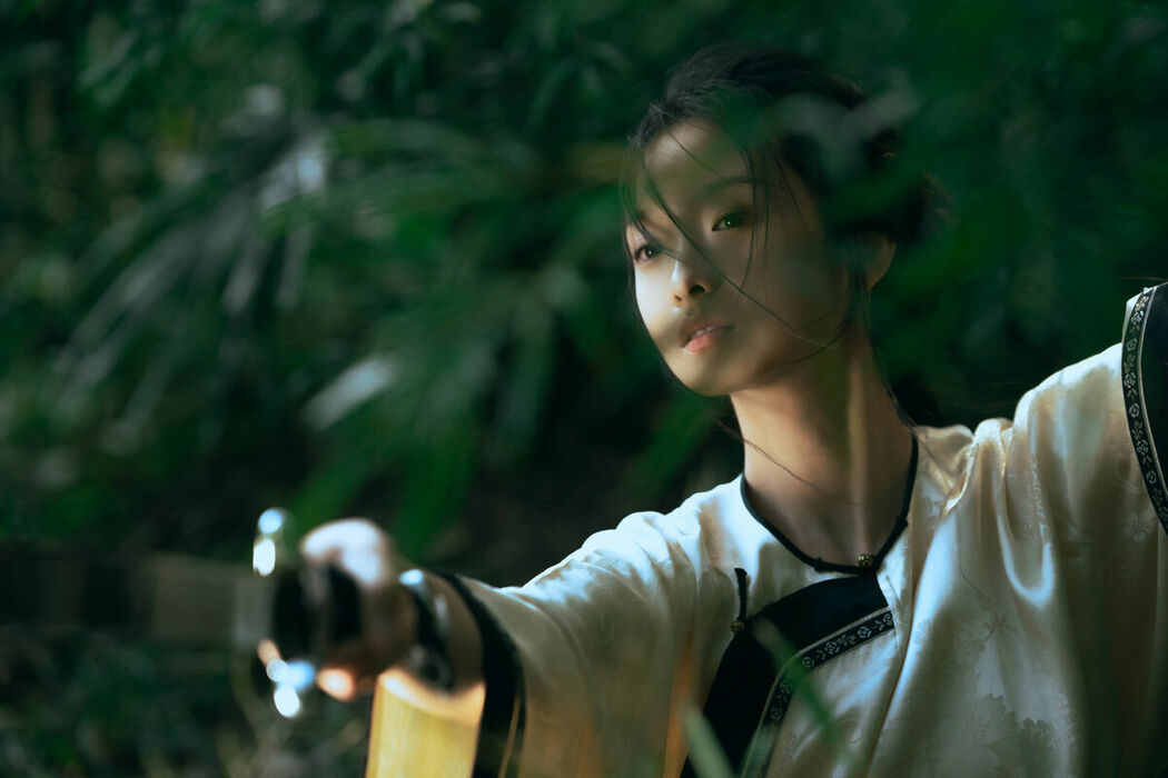 YiTuYu艺图语 Vol.8893 Li Yu Ayu (18P)