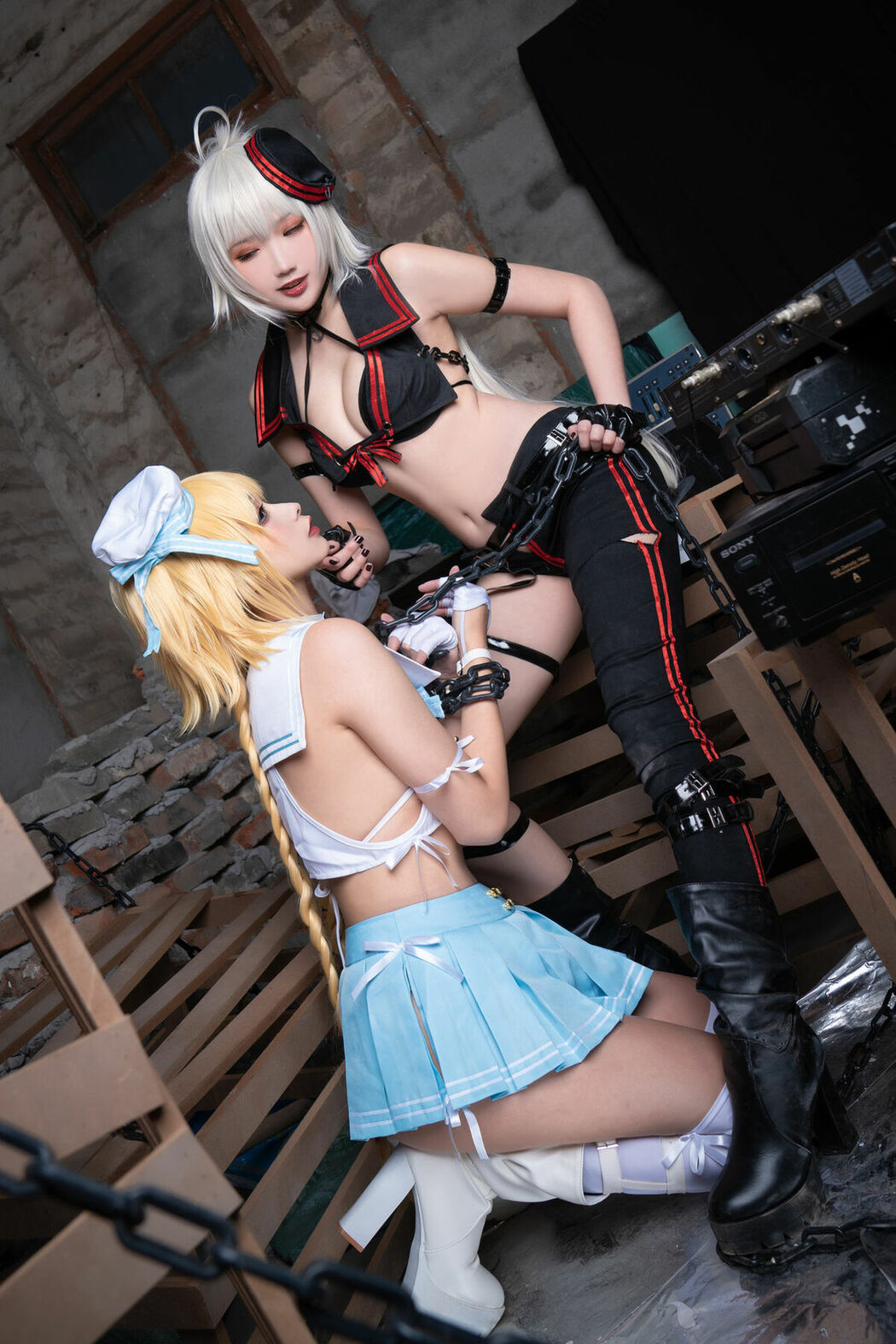 Coser@Momoko葵葵 And 瓜希酱 – FATE 黑白贞德 (61P)