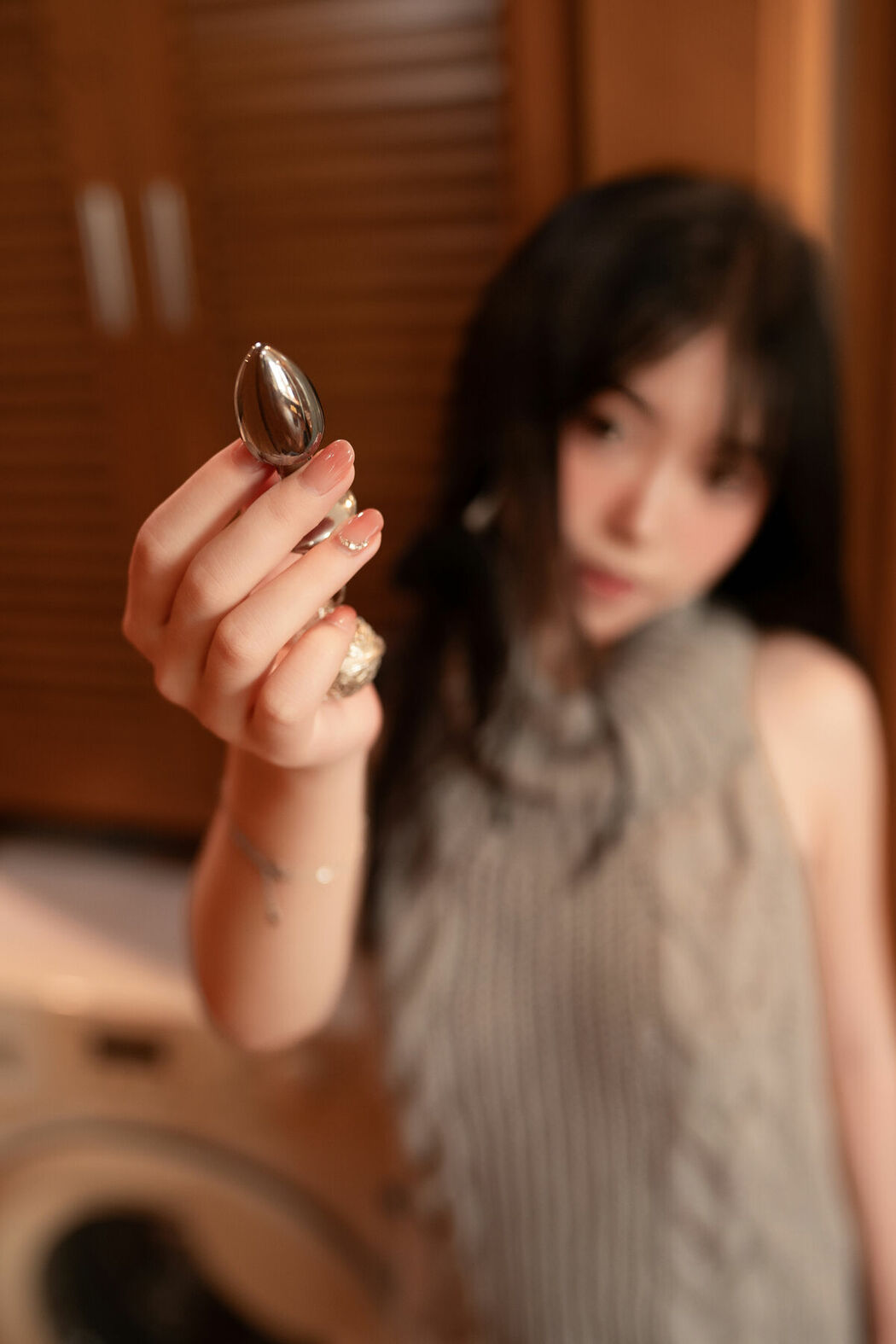 Coser@Bangni邦尼 – 灰色毛衣 (86P)