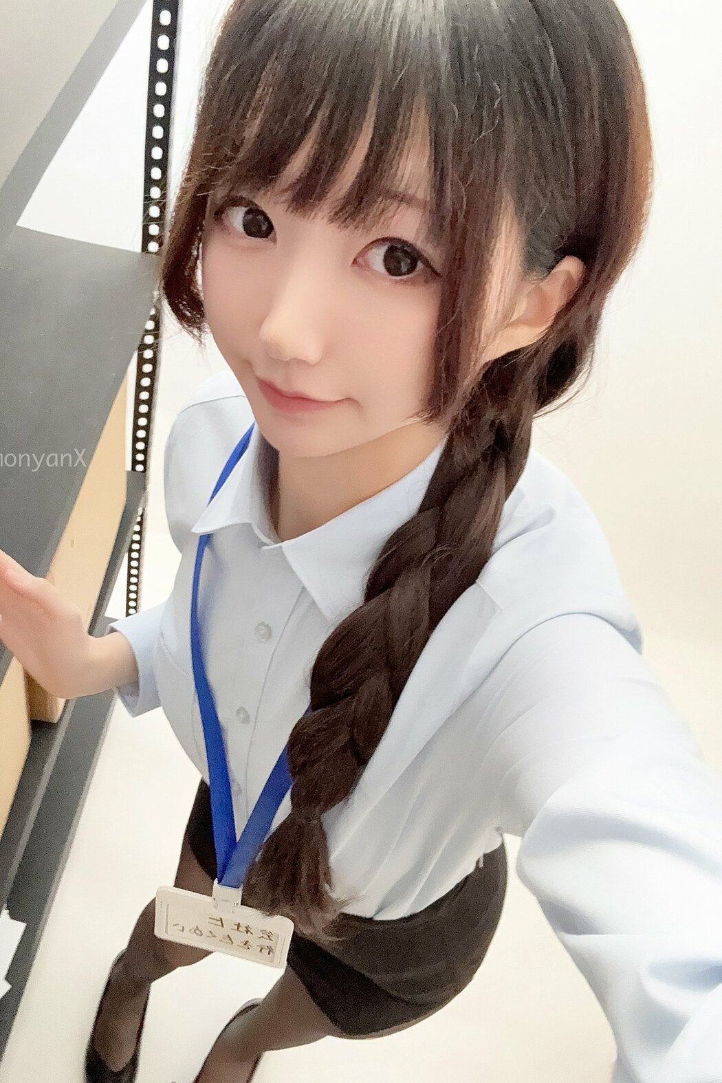 Coser@NAGISA魔物喵 – Fantia OLさん (16P – 2V) Cover Photo